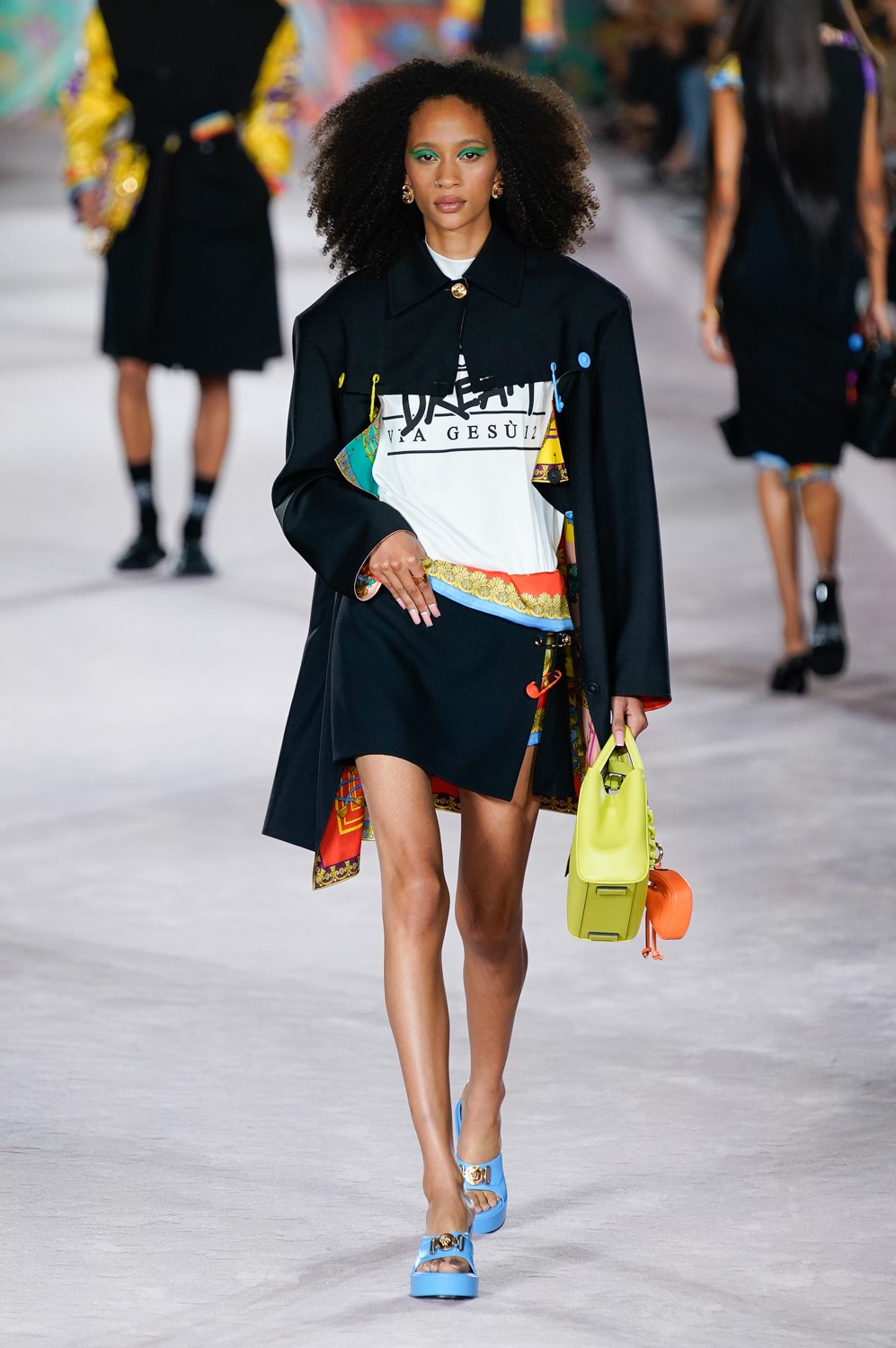 Look 8