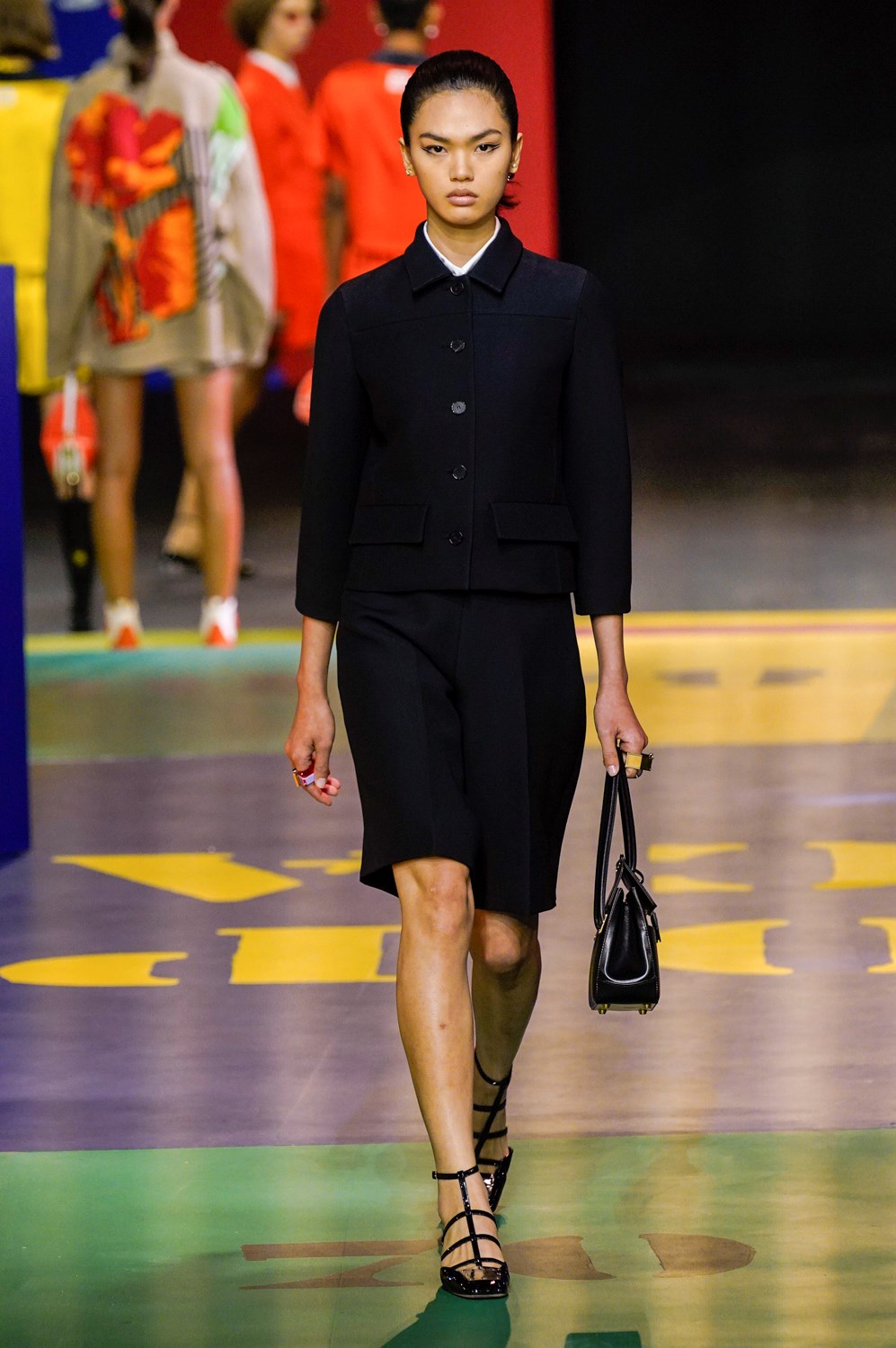 Look 11