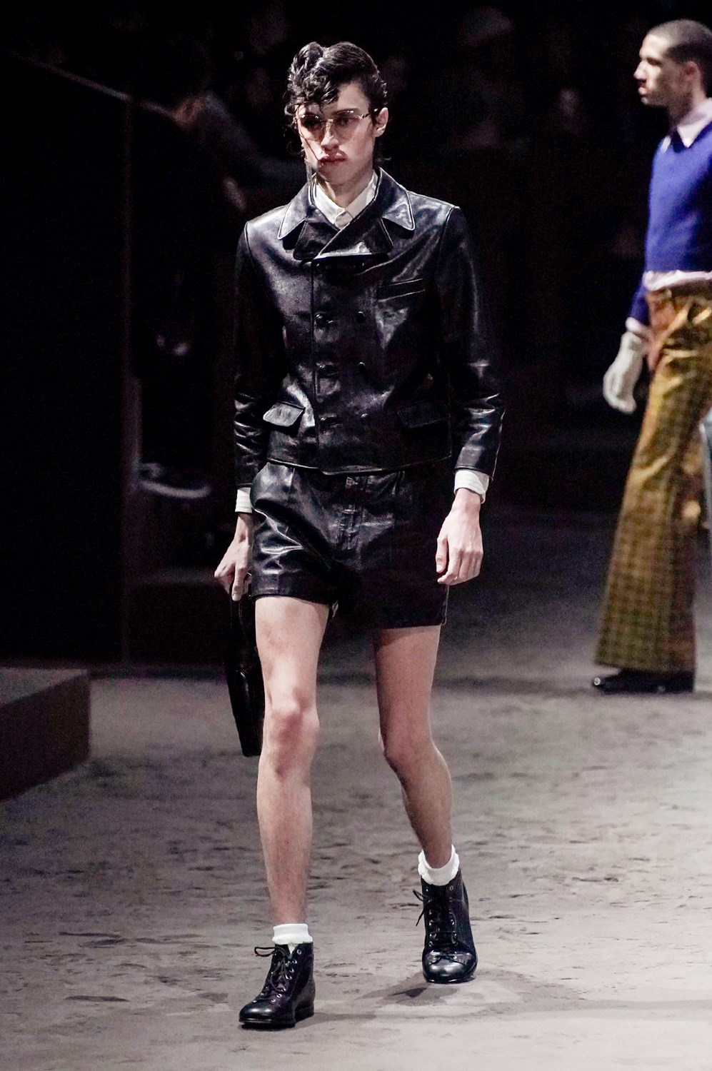Look 19