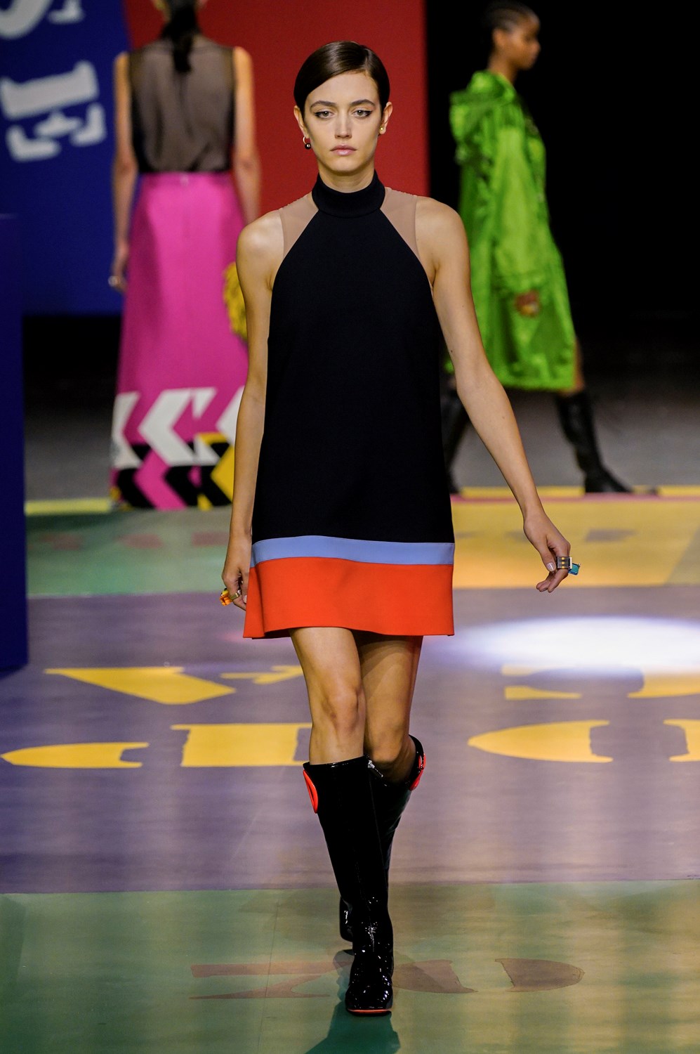 Look 14