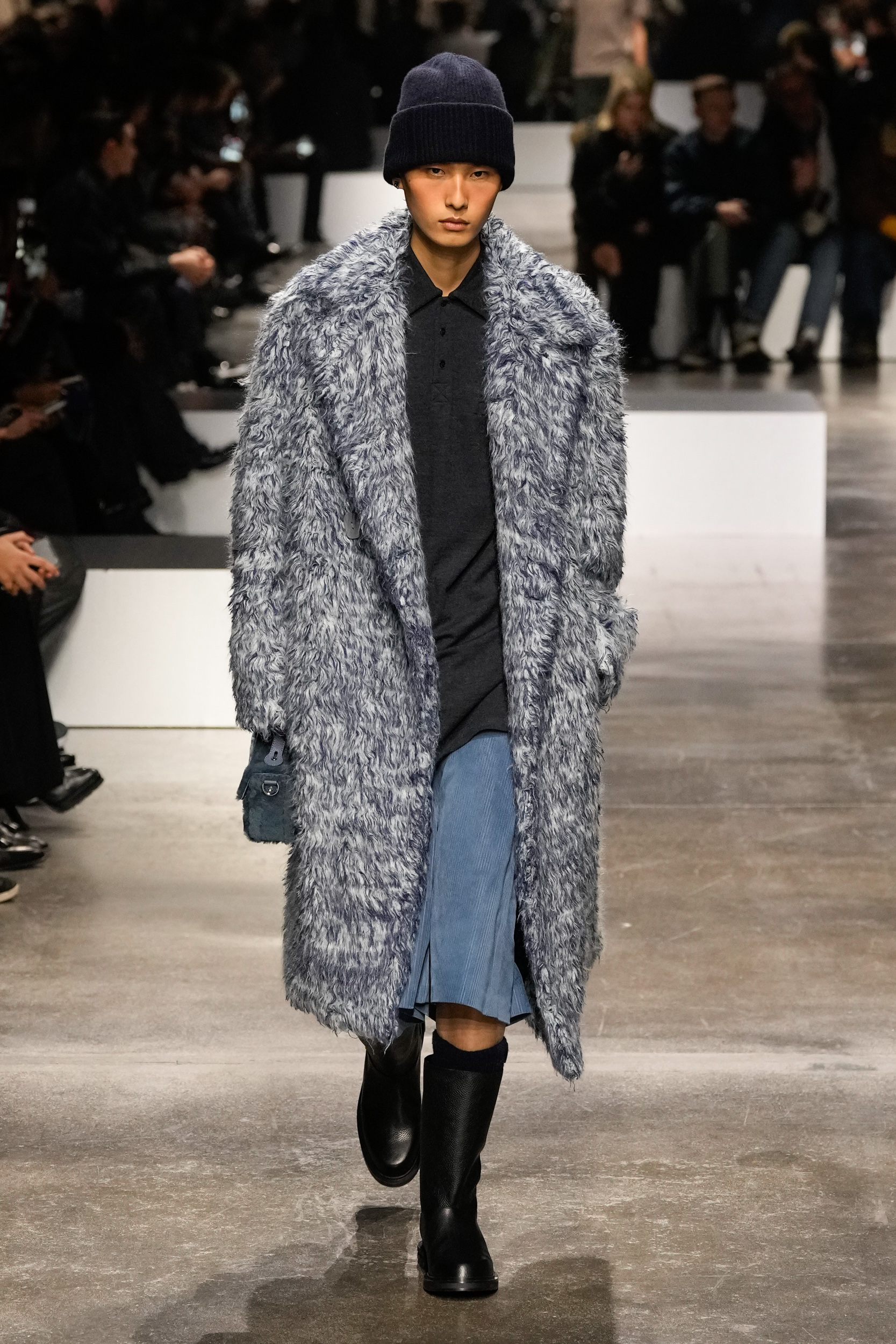 Look 13