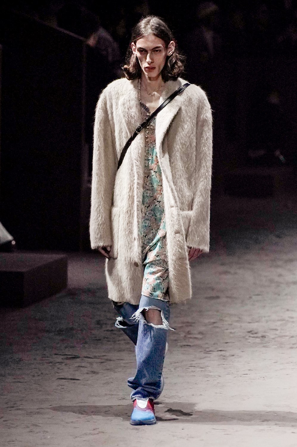 Look 25