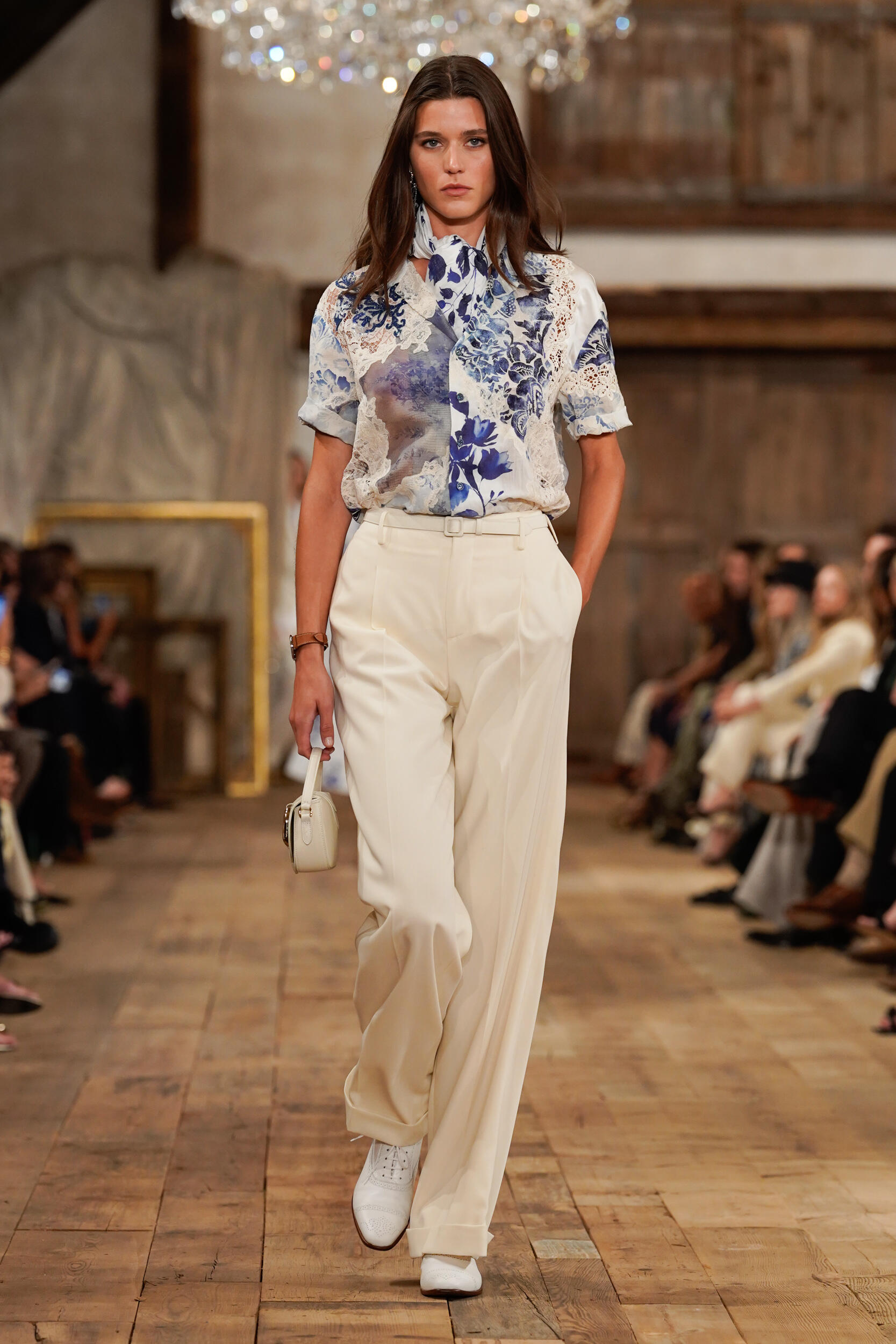 Look 11