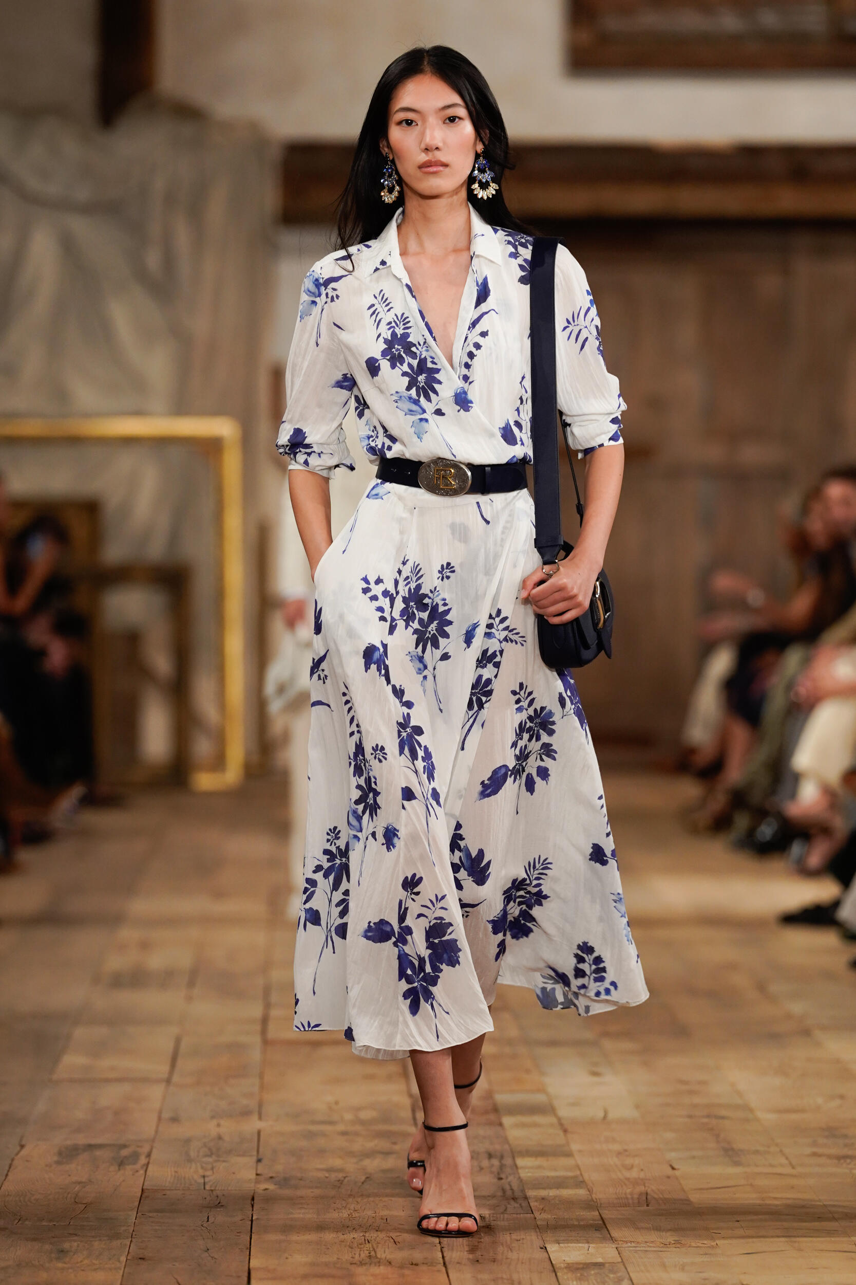 Look 12