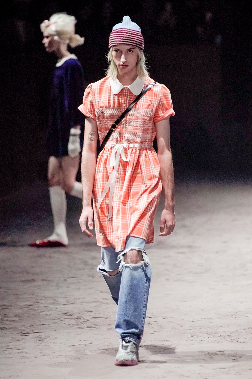 Look 28