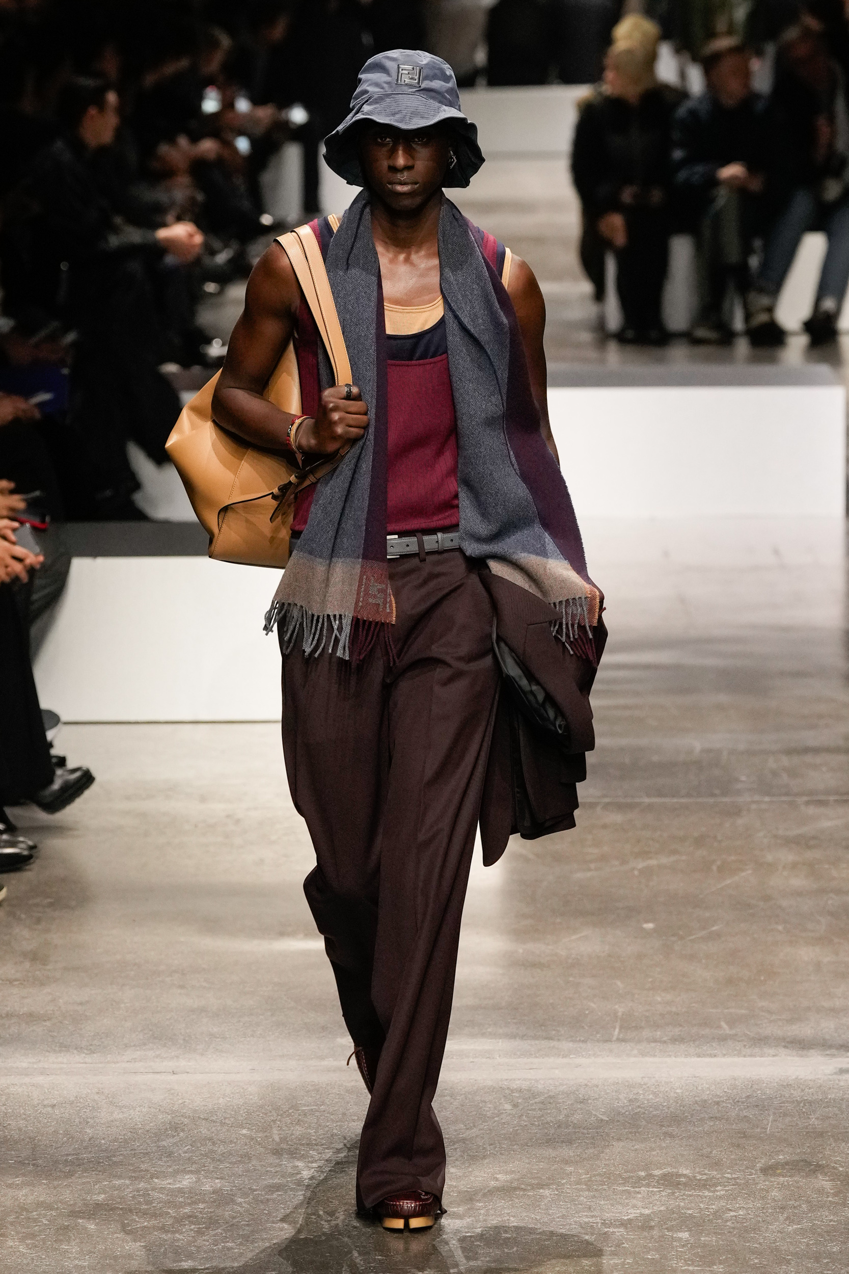 Look 17
