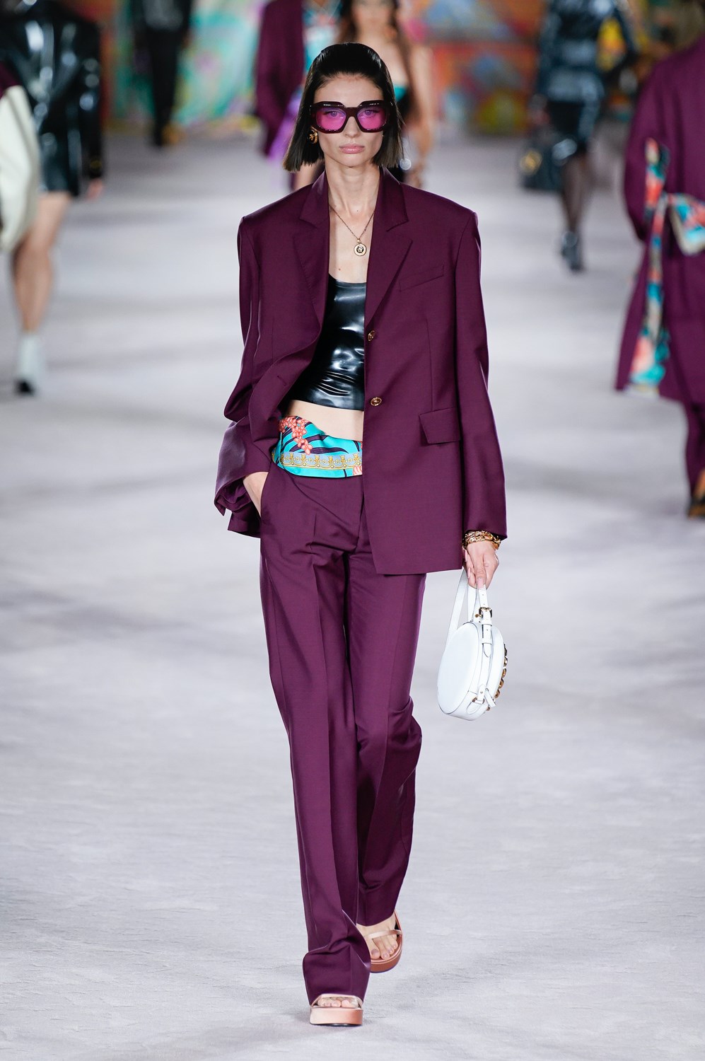 Look 18