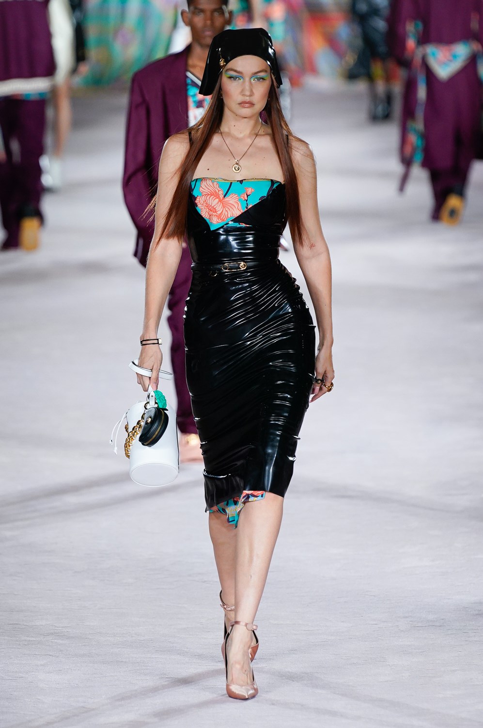 Look 19