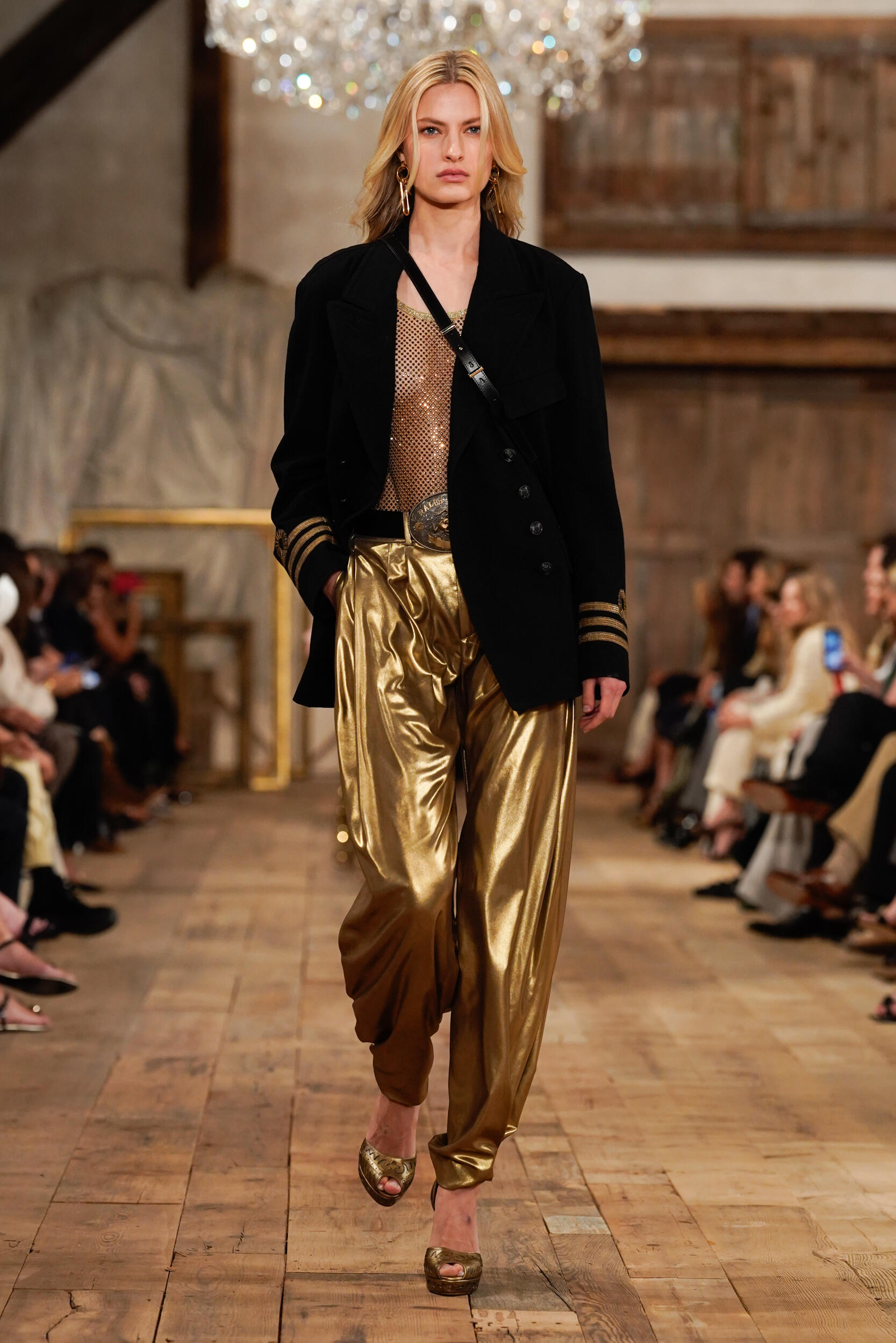 Look 21