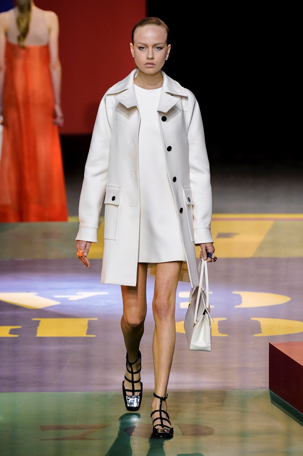 Look 30