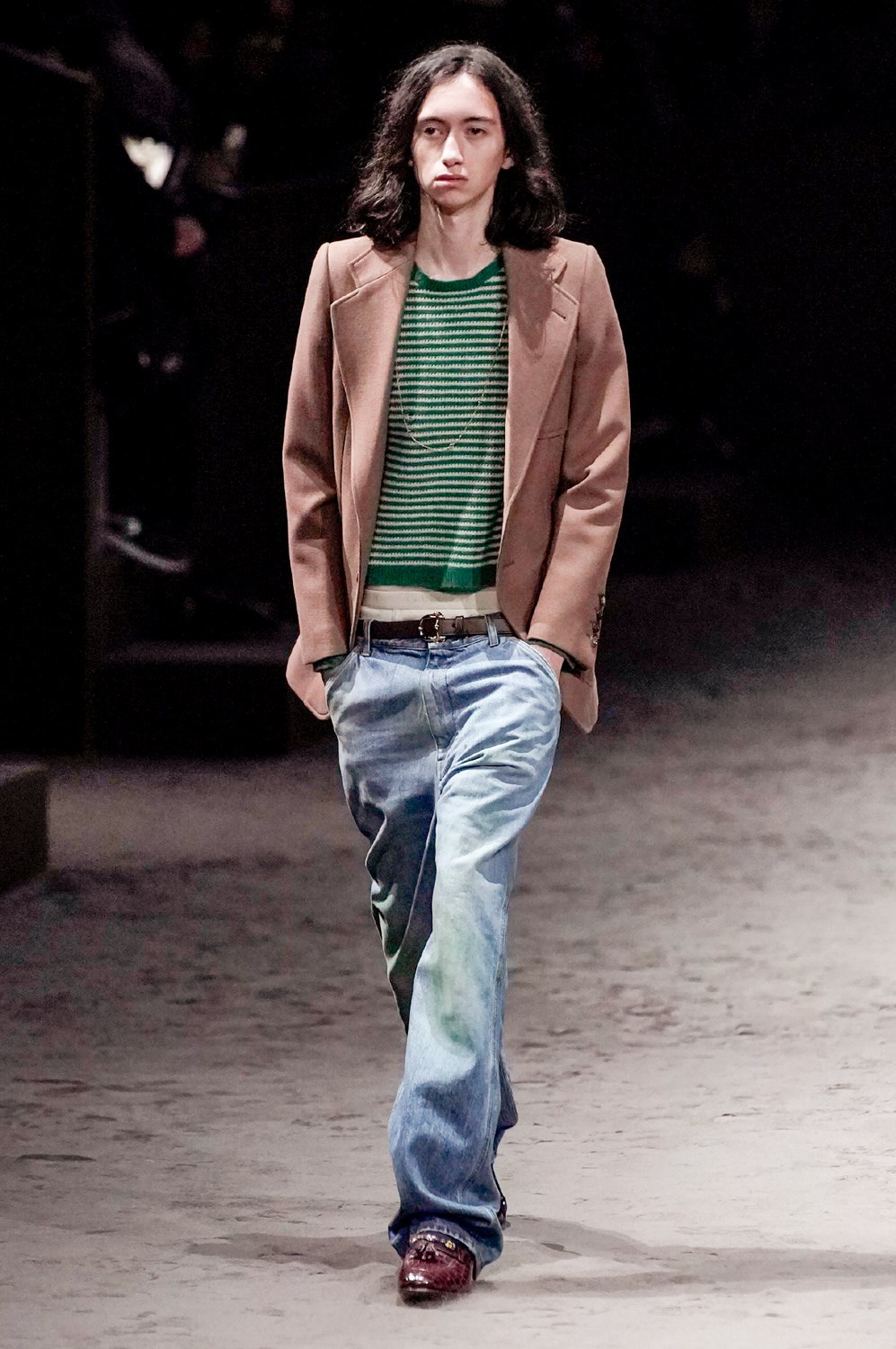 Look 50