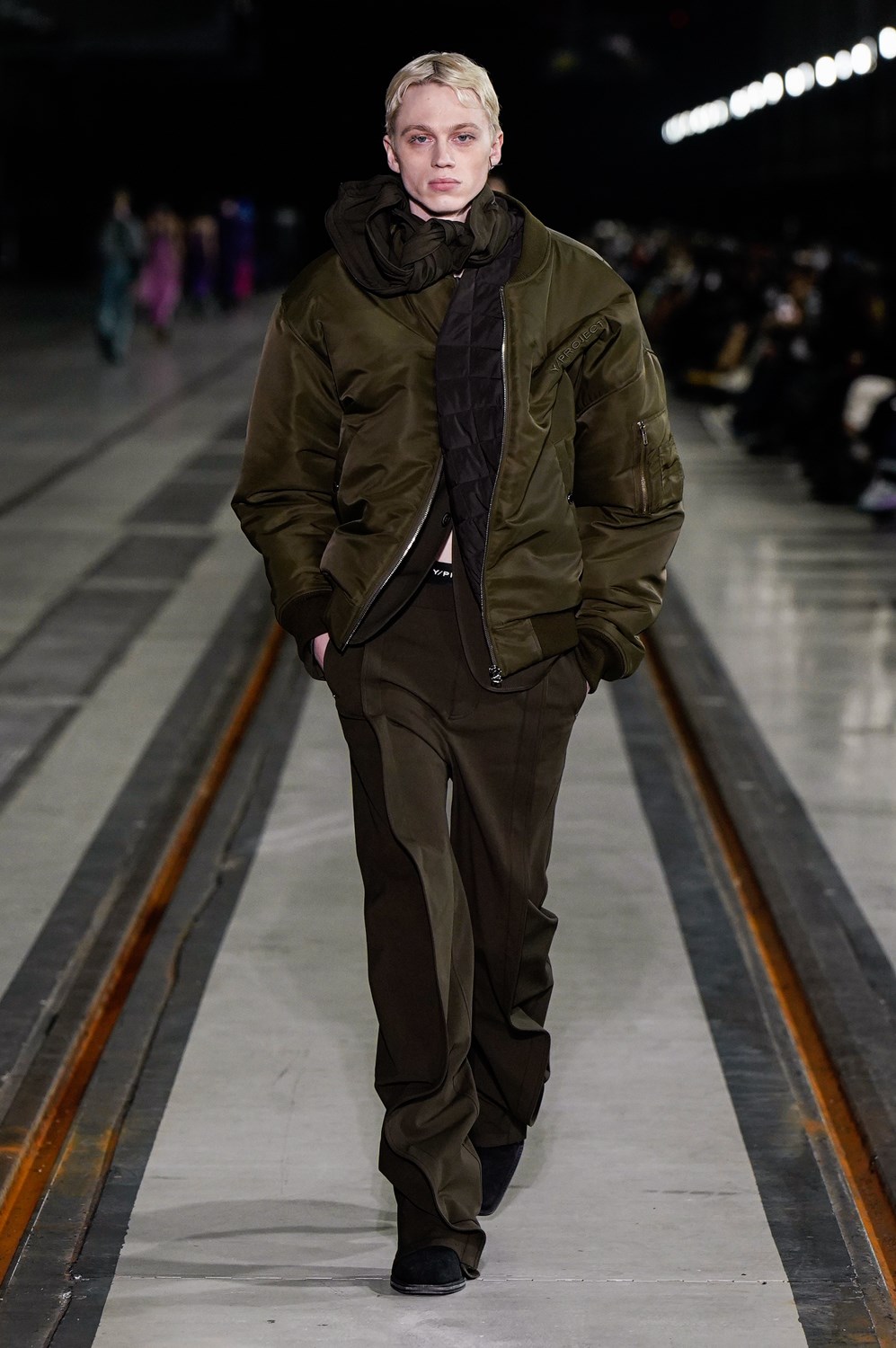 Look 24