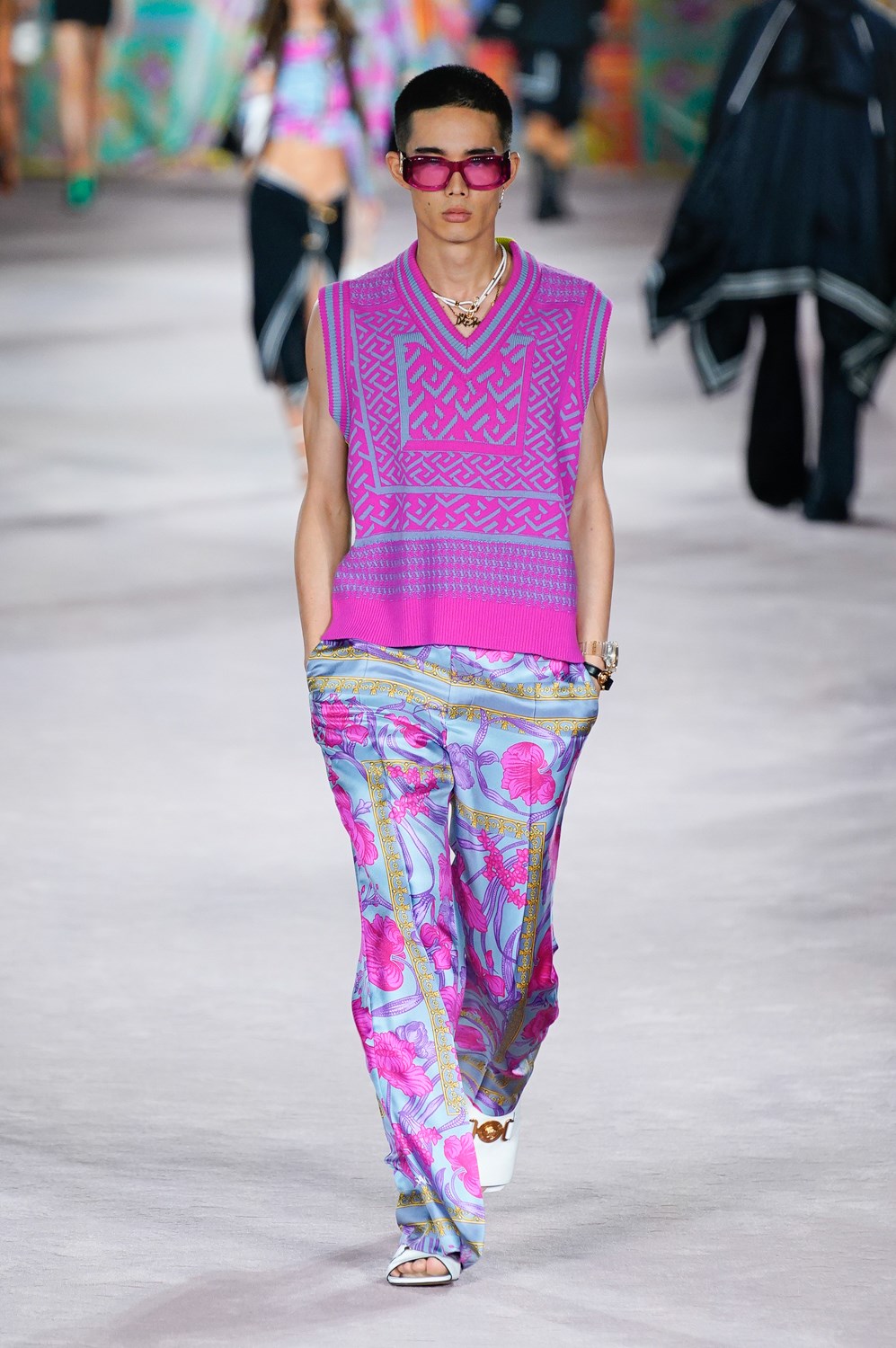 Look 30