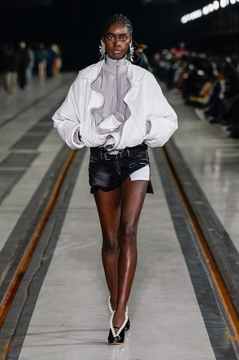Look 30
