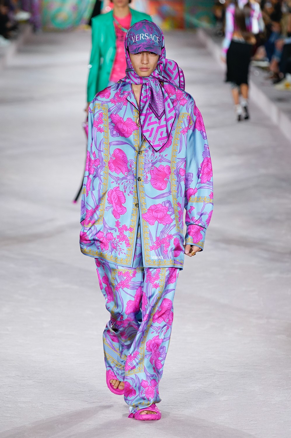 Look 34