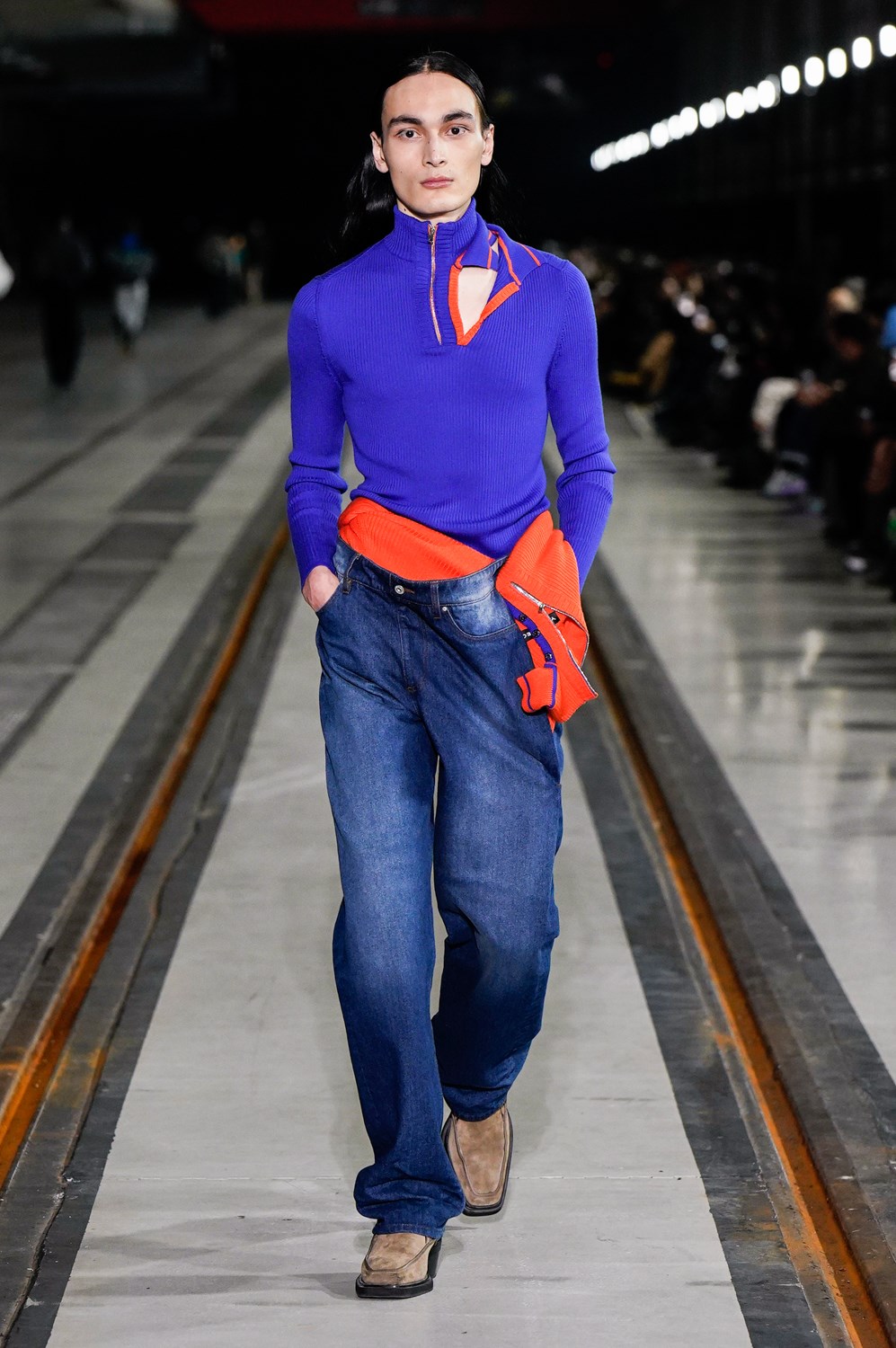 Look 35