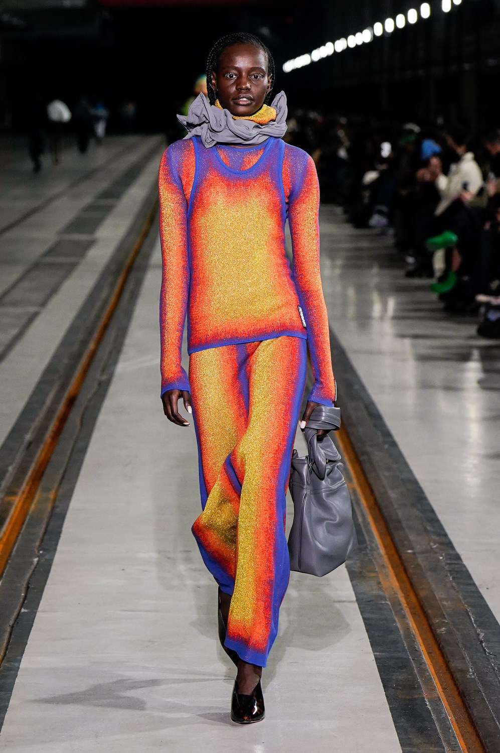 Look 37