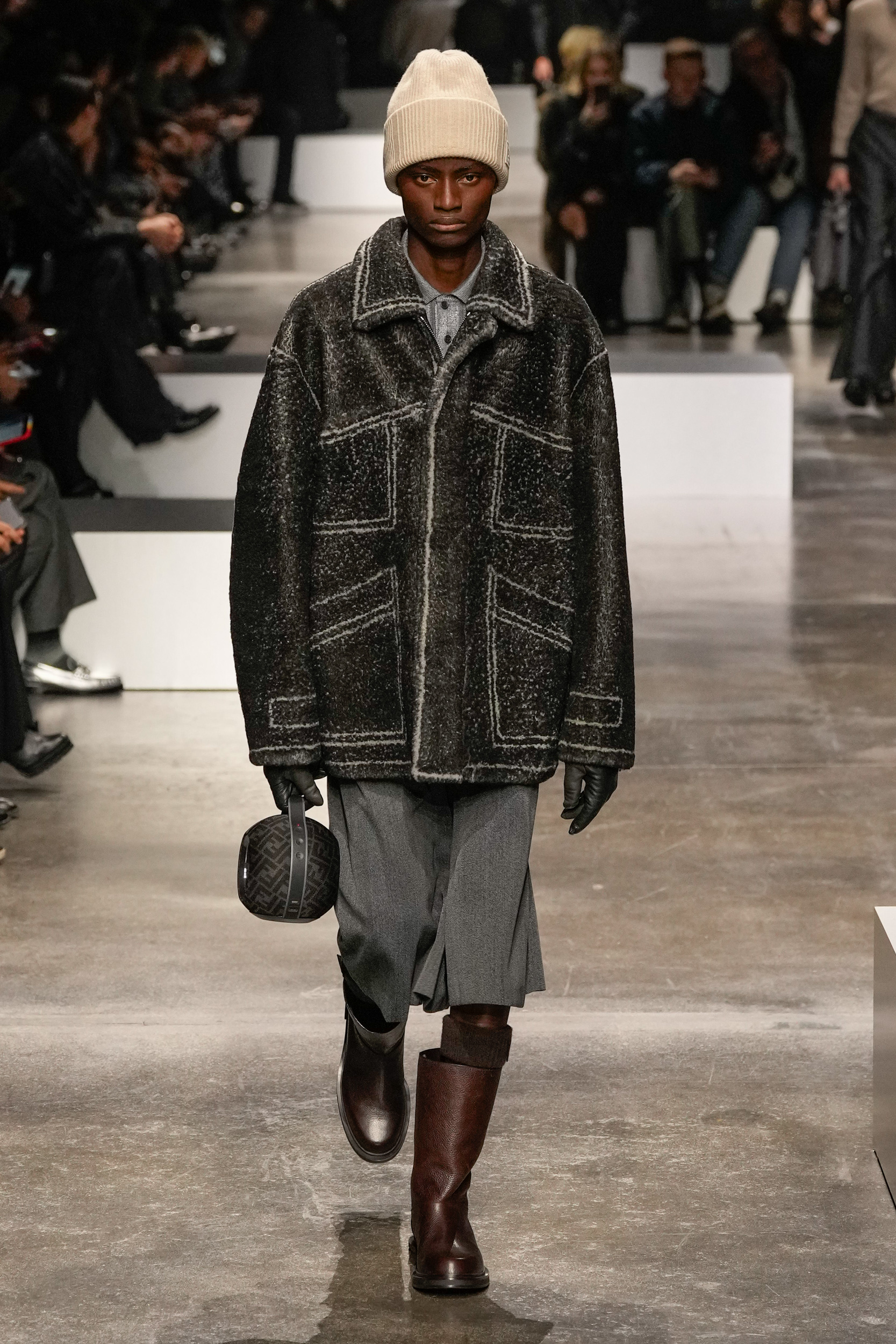 Look 43