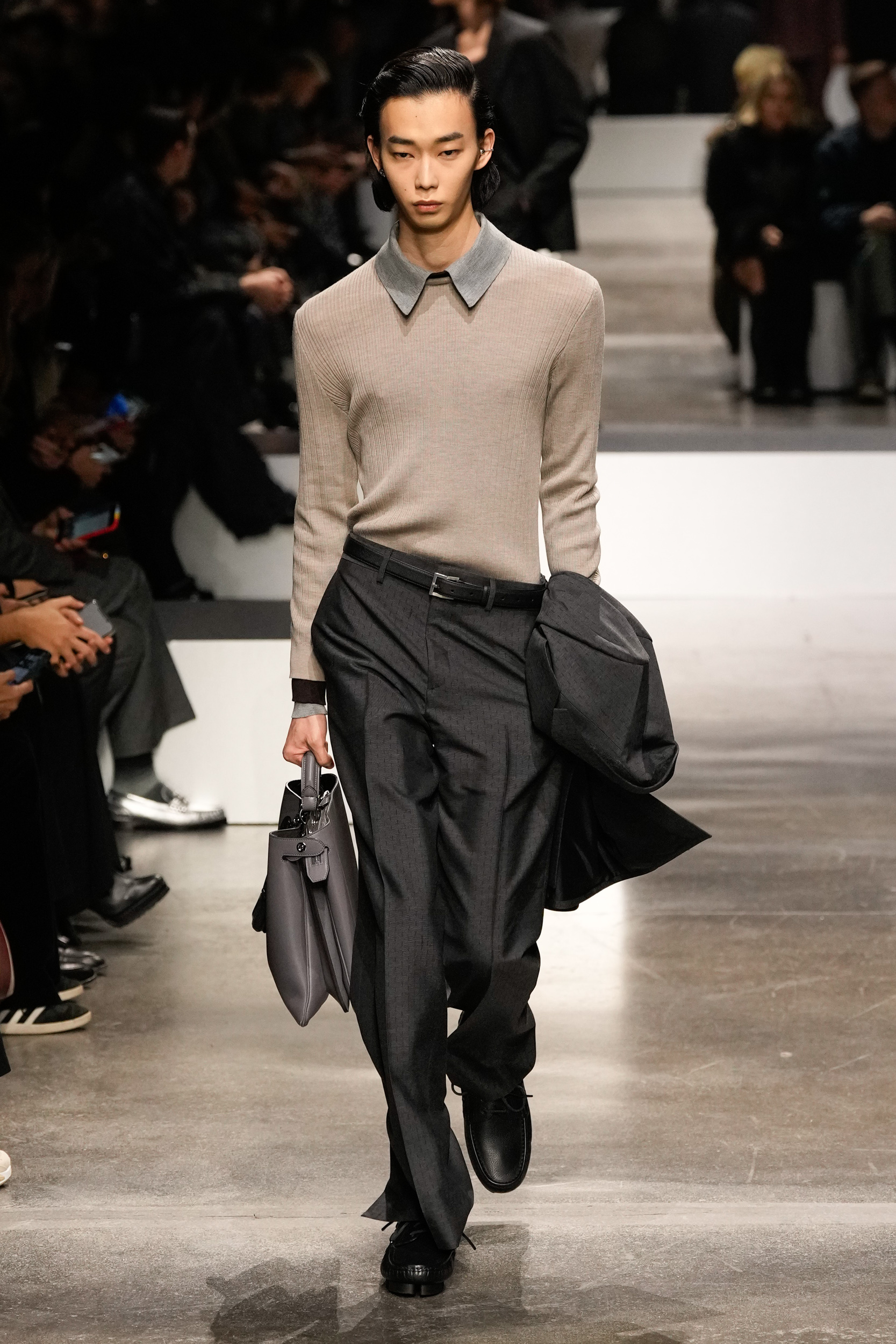 Look 44