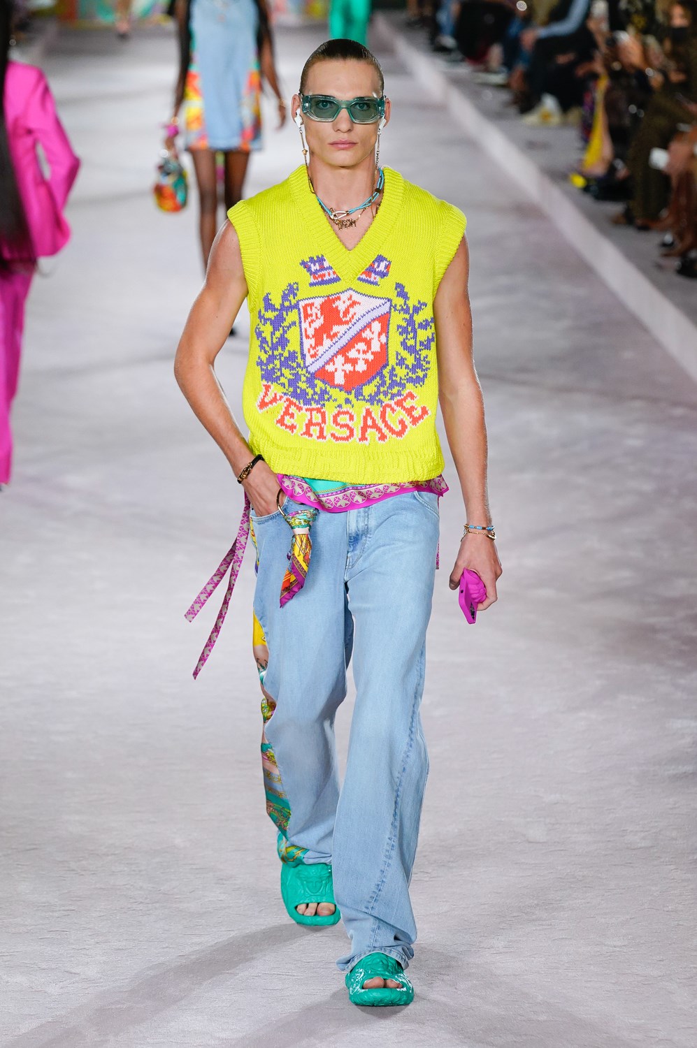 Look 43