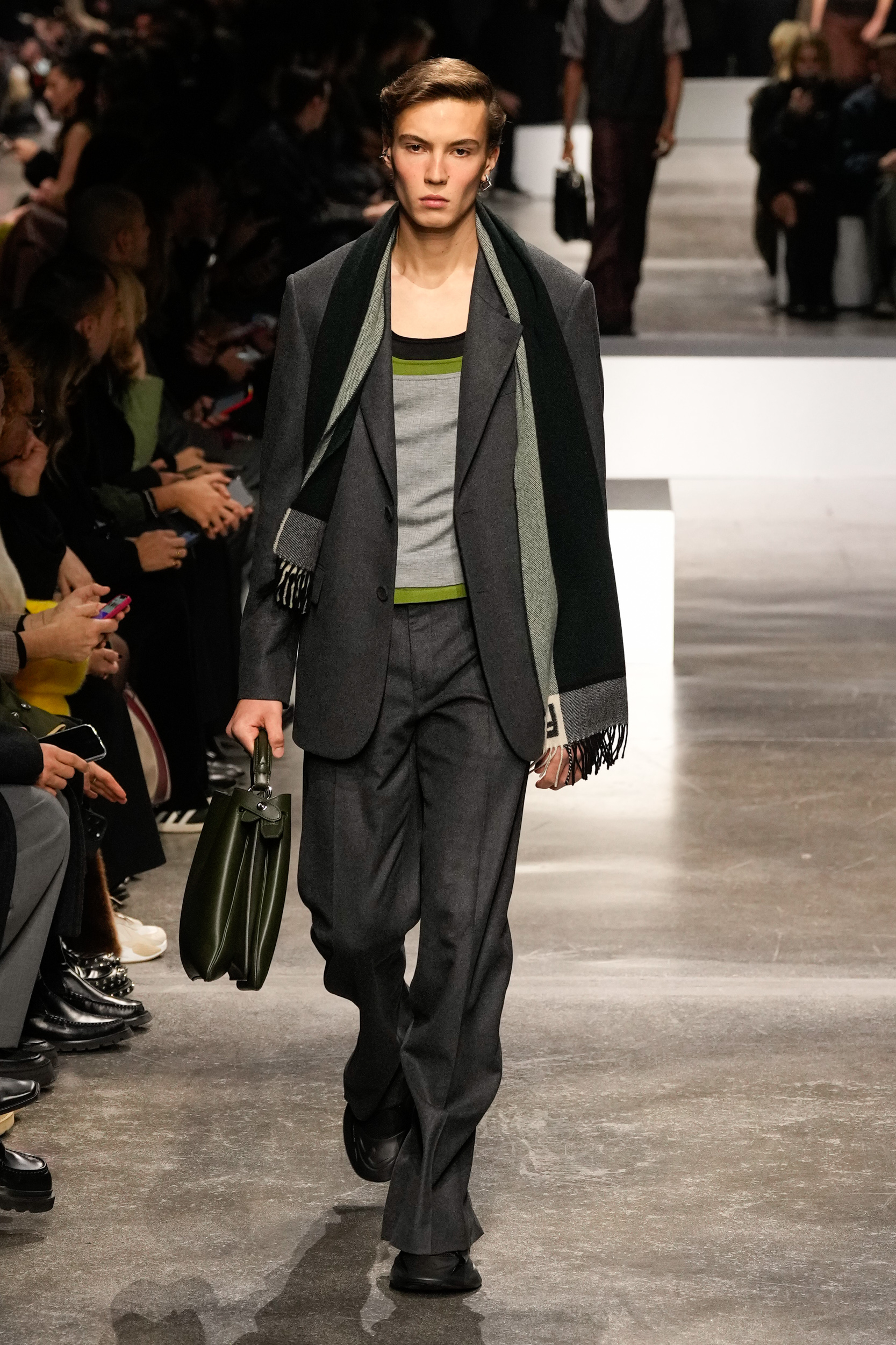 Look 46
