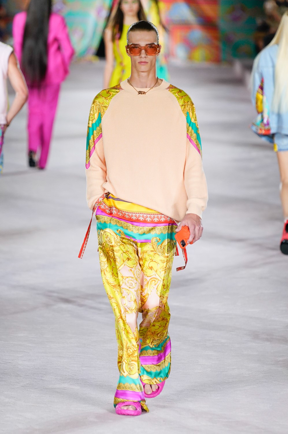 Look 44