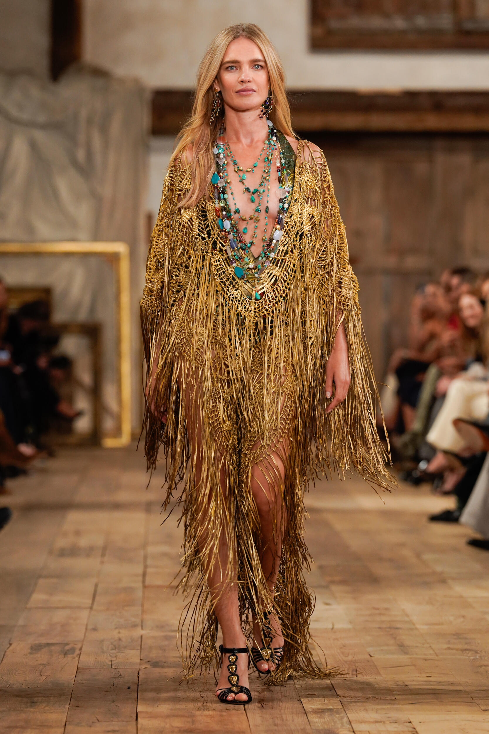 Look 48