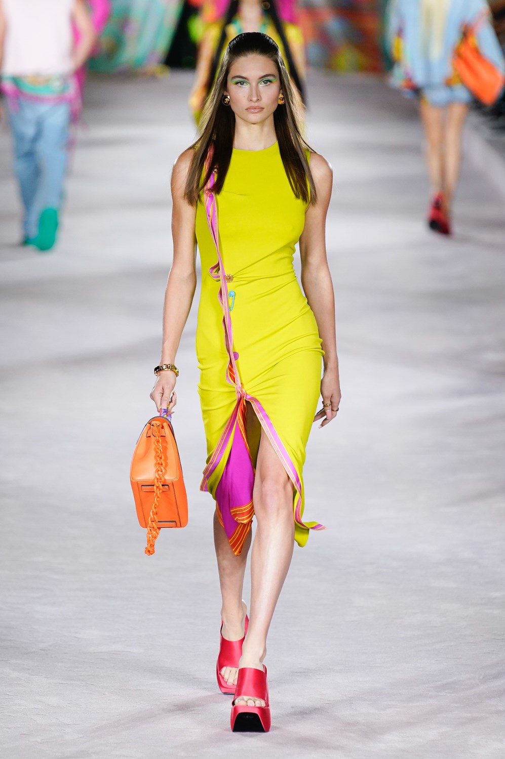 Look 45