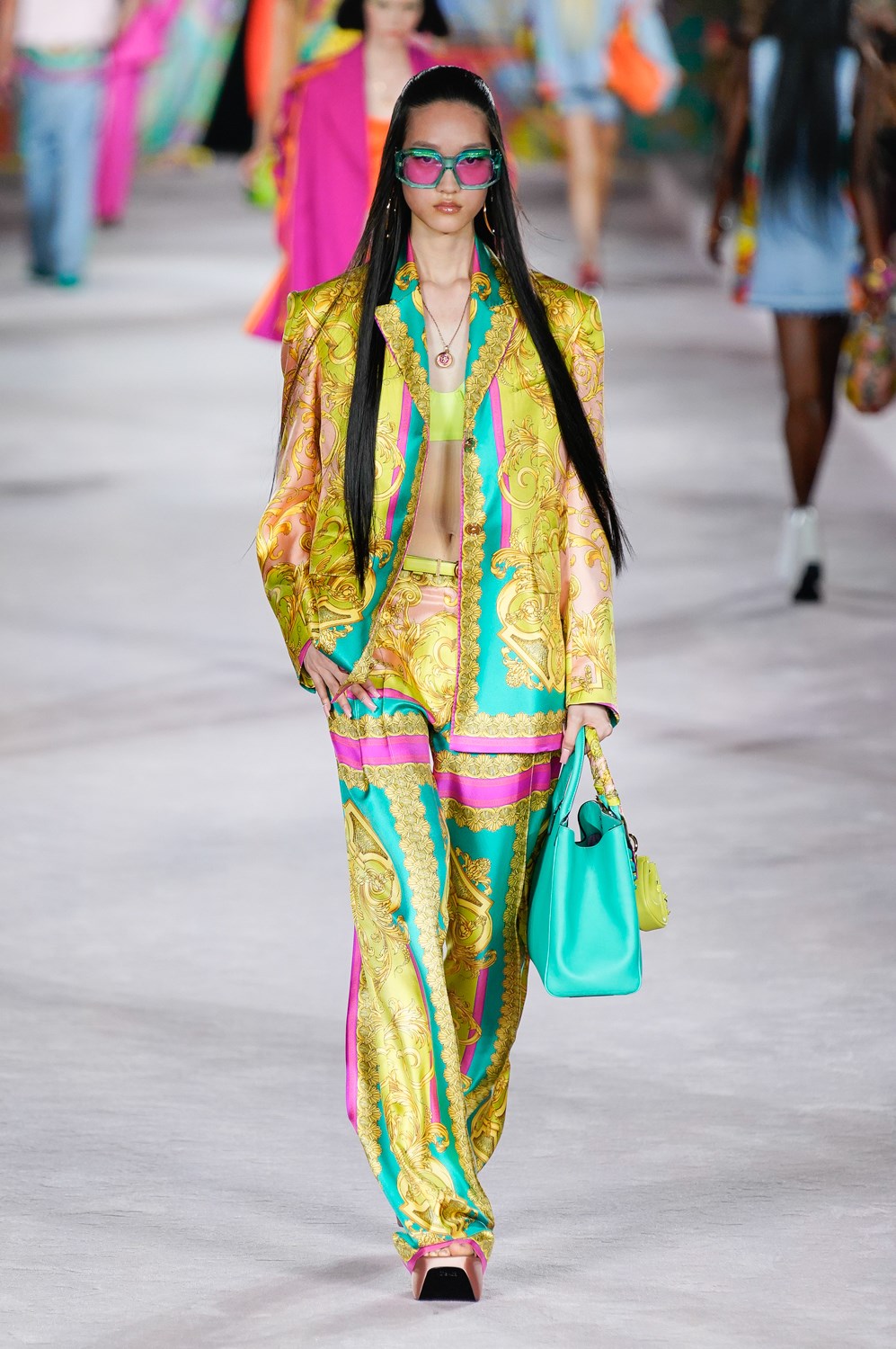 Look 46