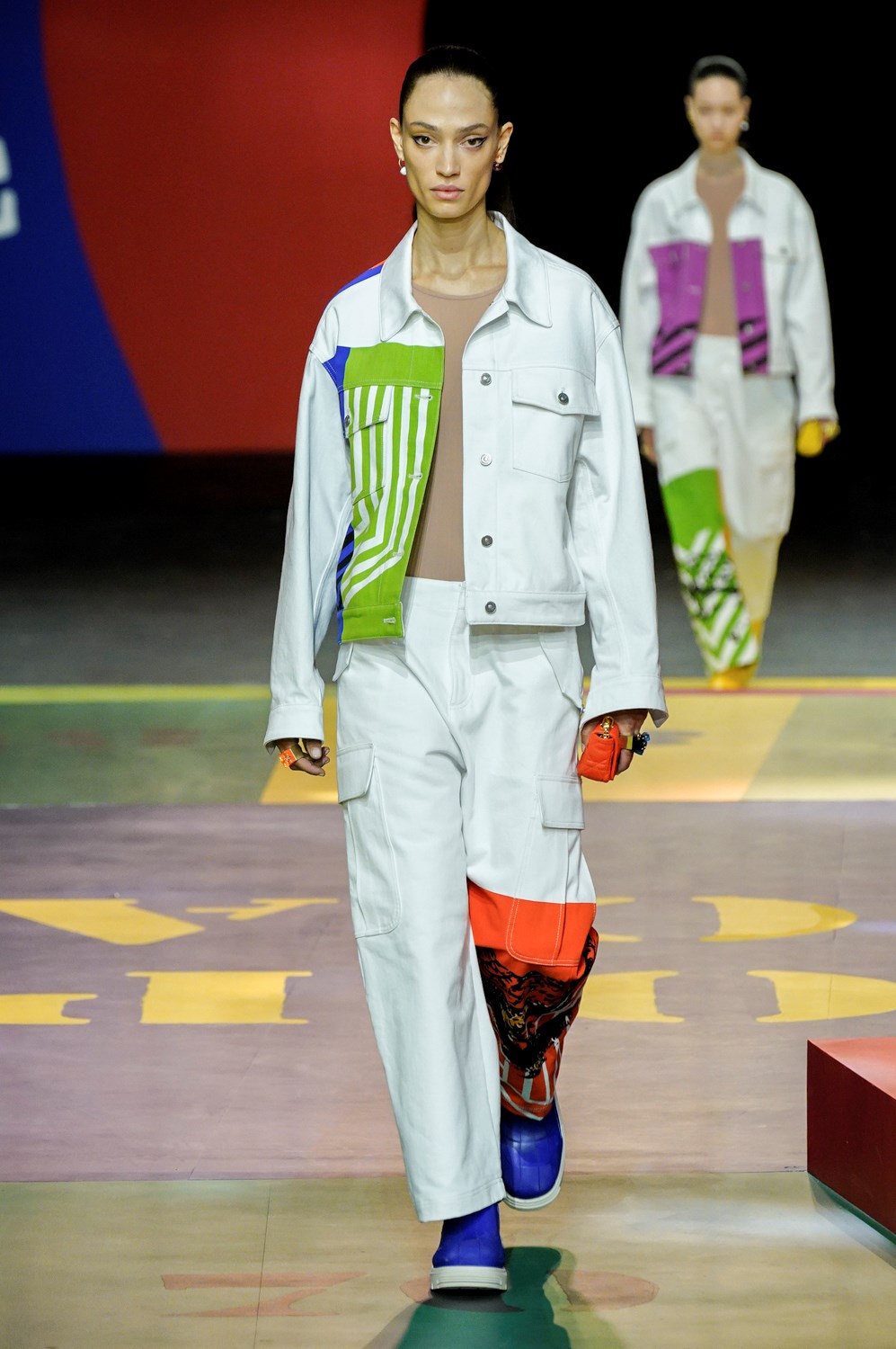 Look 54