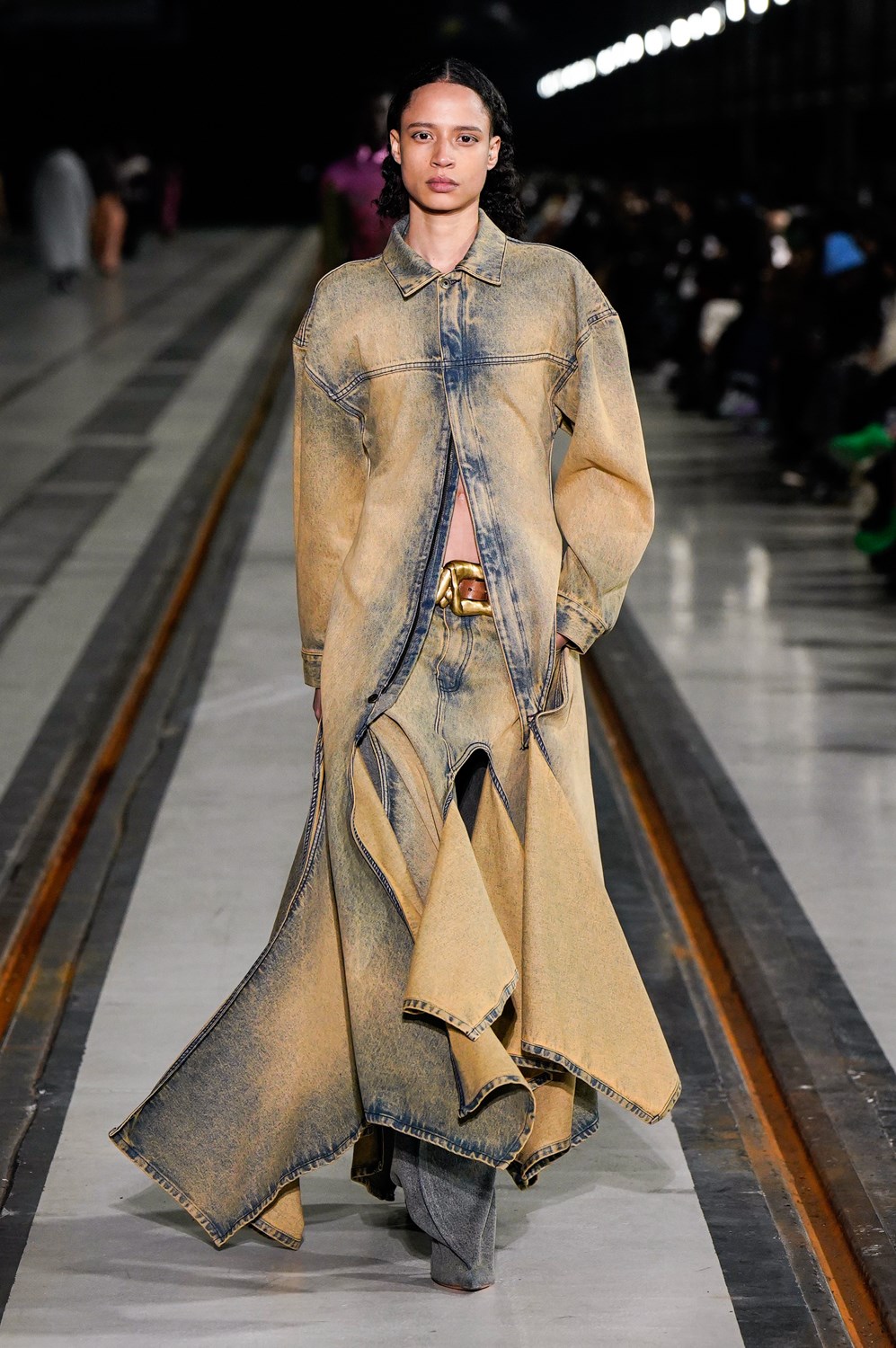 Look 48