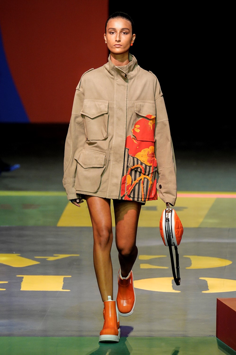 Look 60