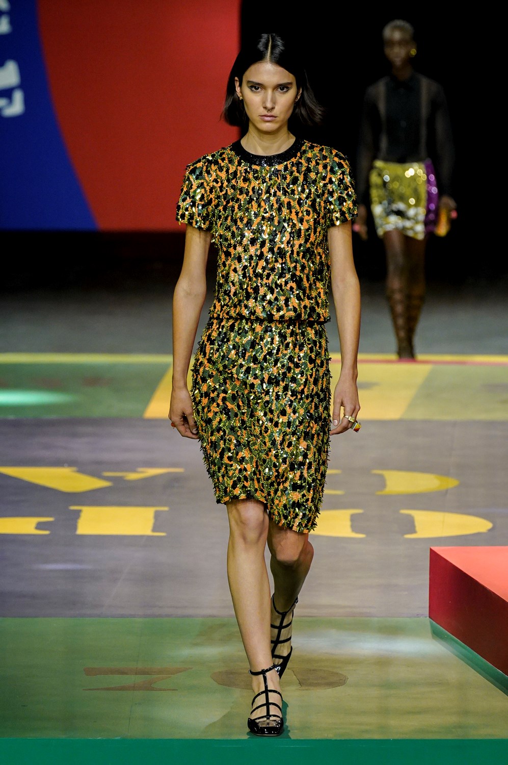 Look 76