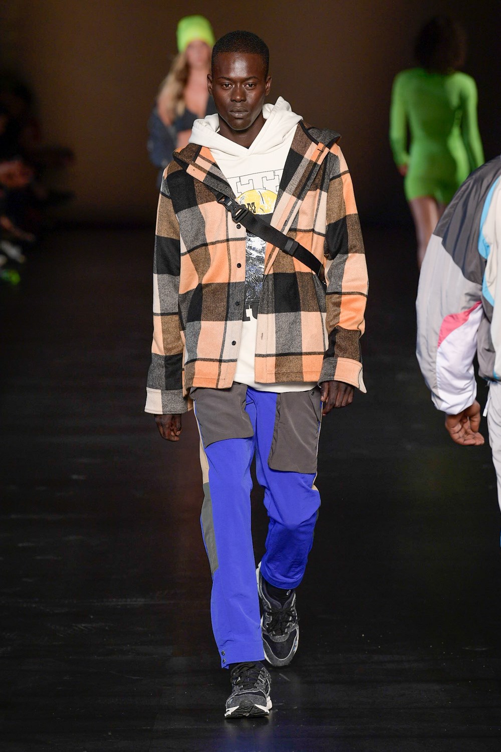 Look 14