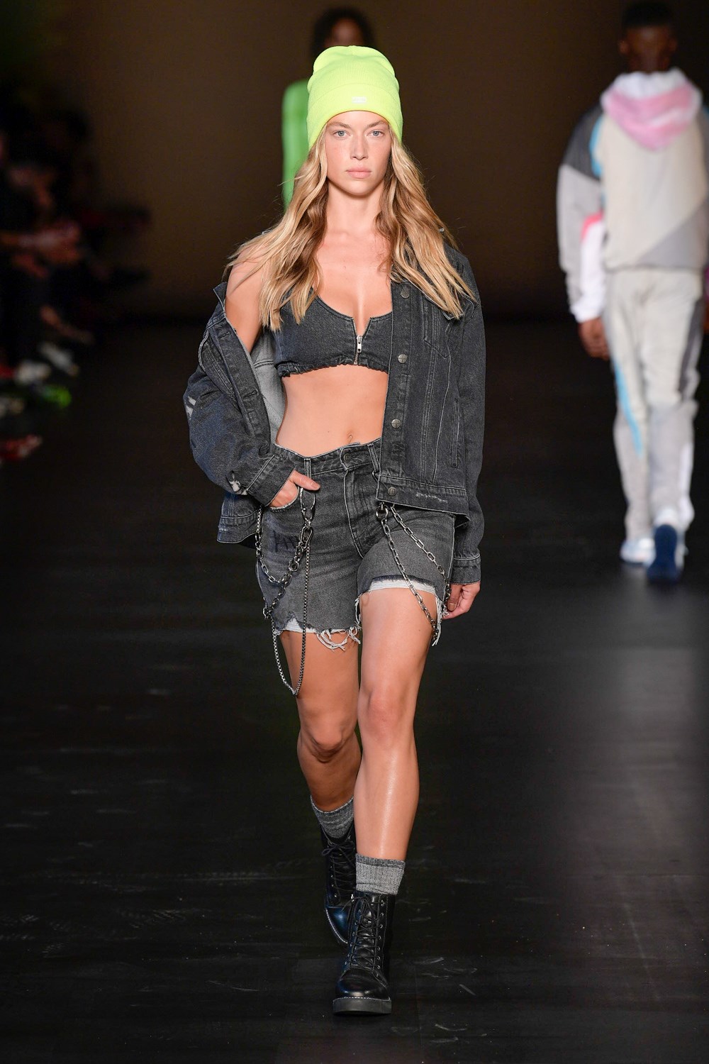 Look 13