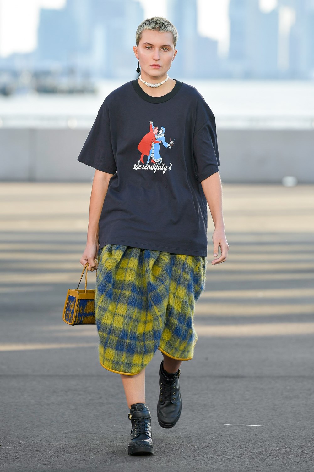 Look 17