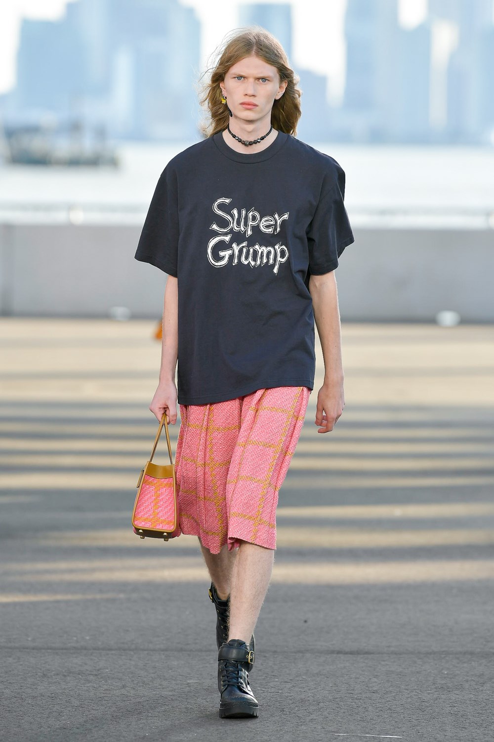 Look 19