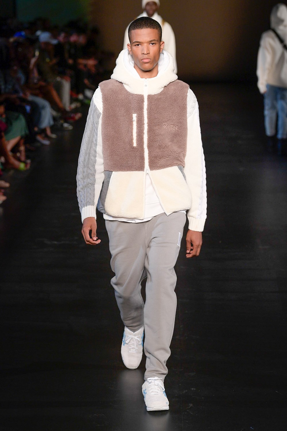 Look 26