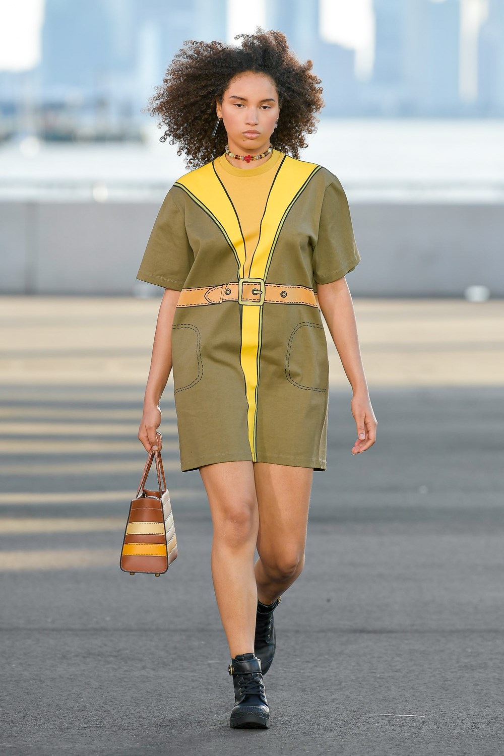 Look 46