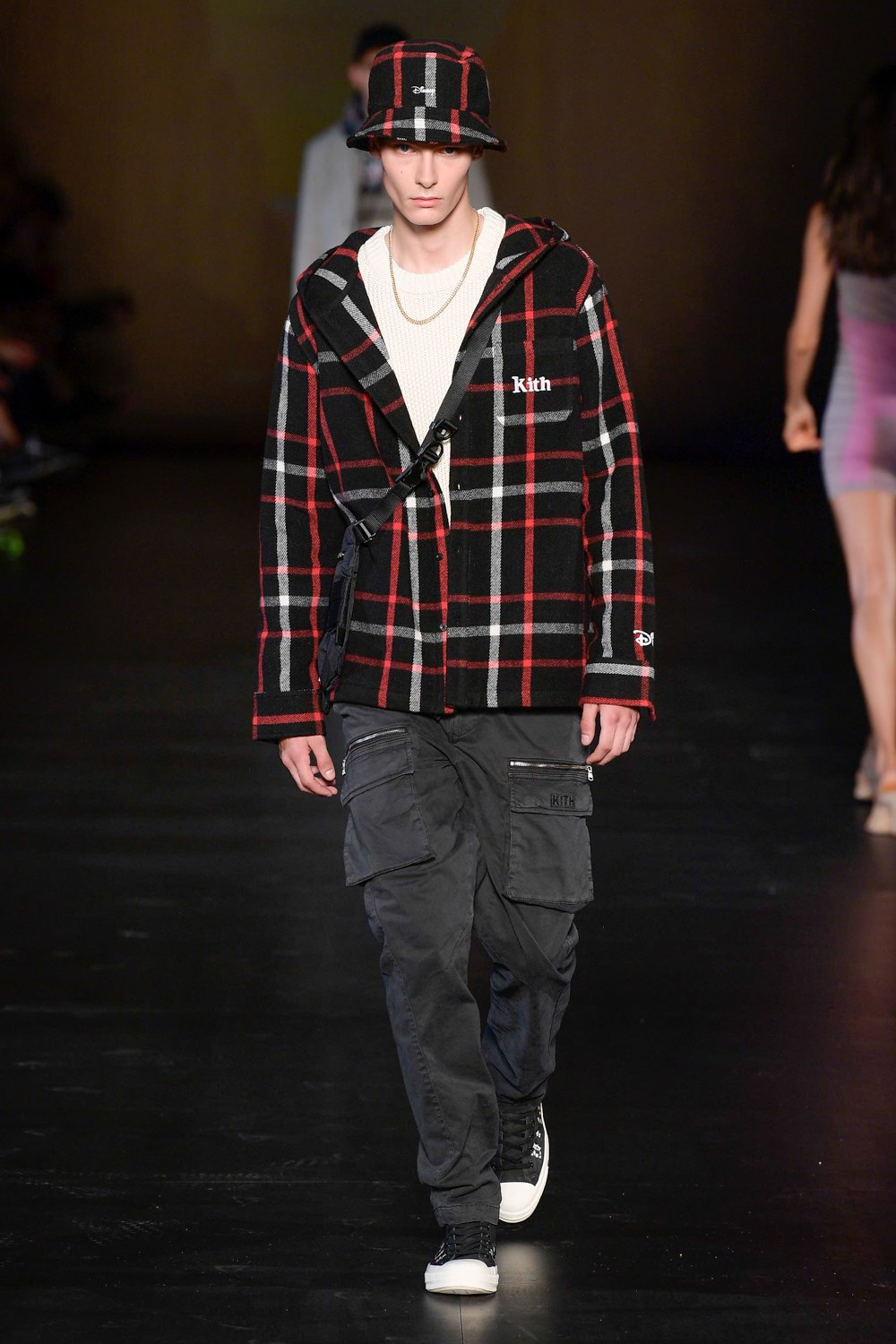 Look 48