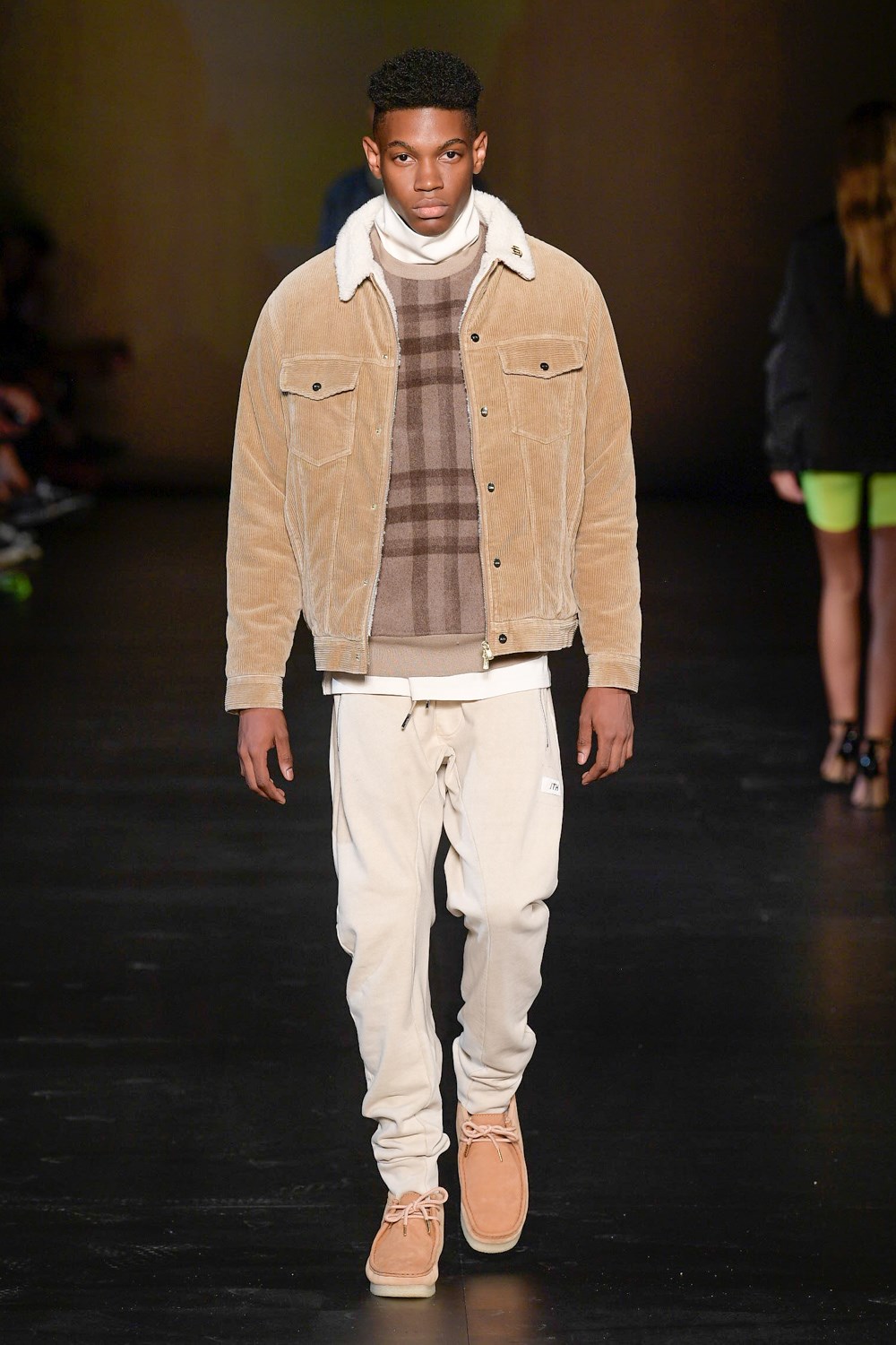 Look 60