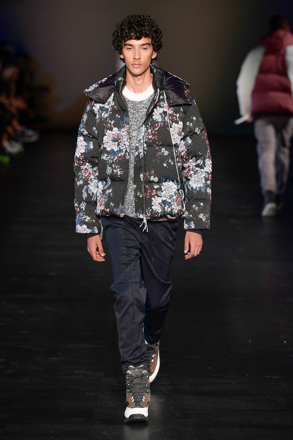 Look 80
