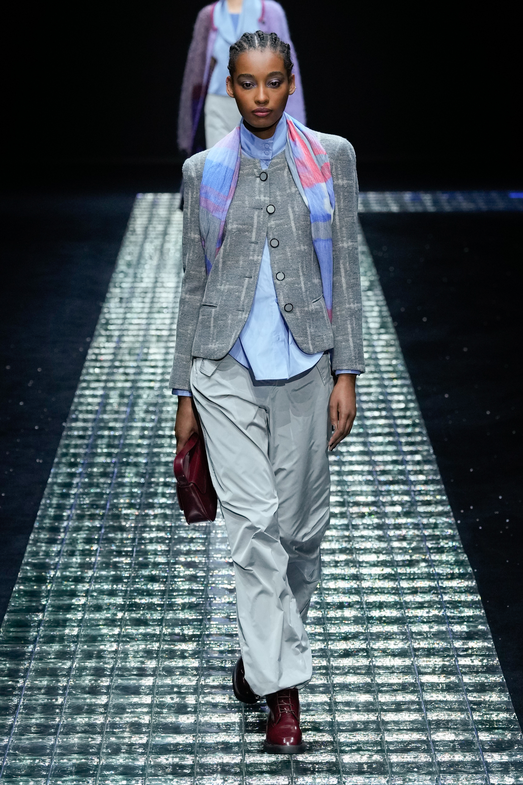 Look 11