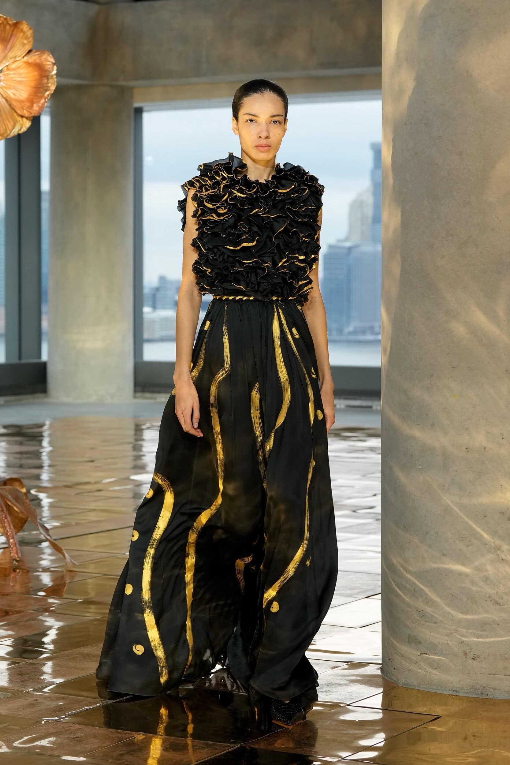 Look 12