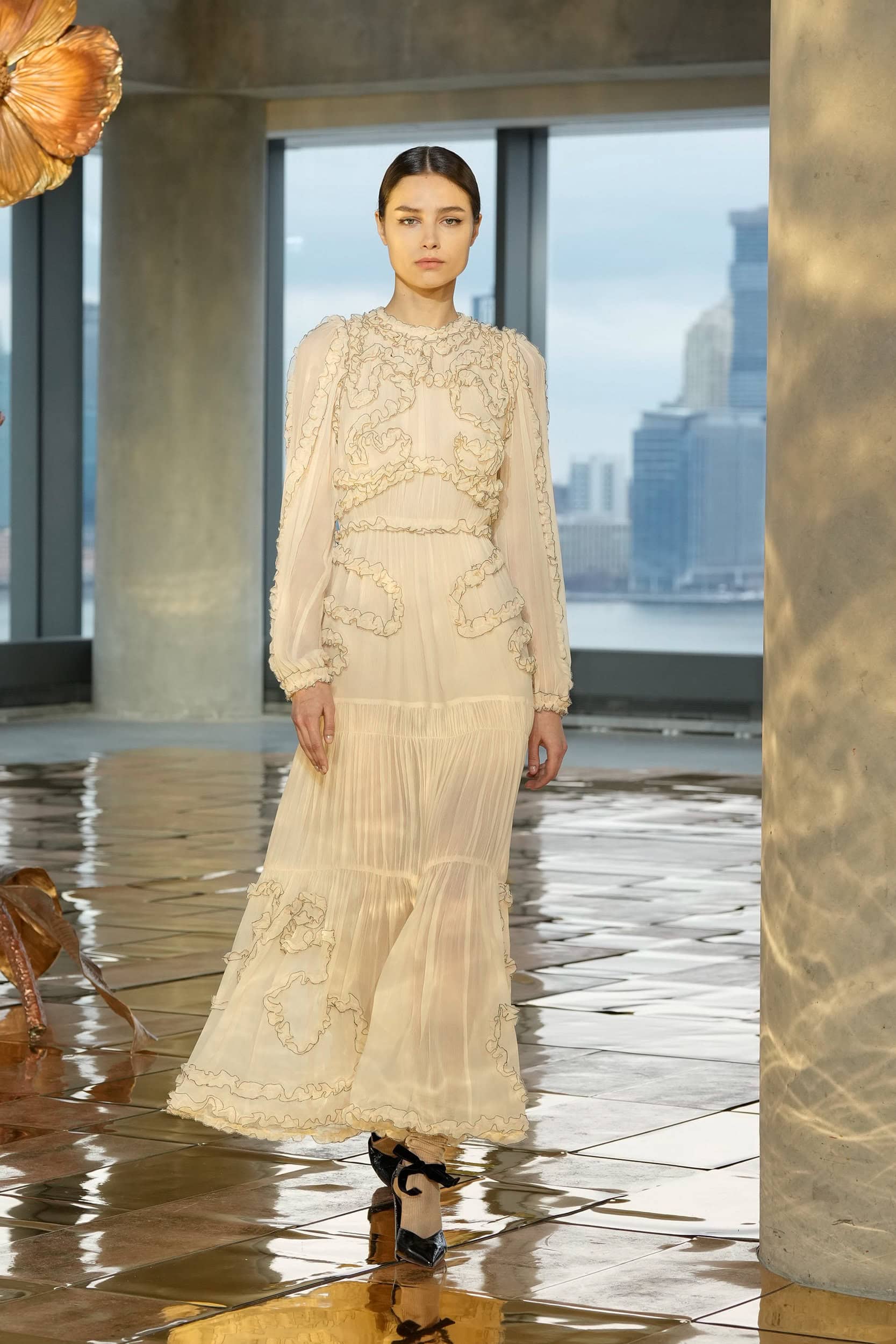 Look 19