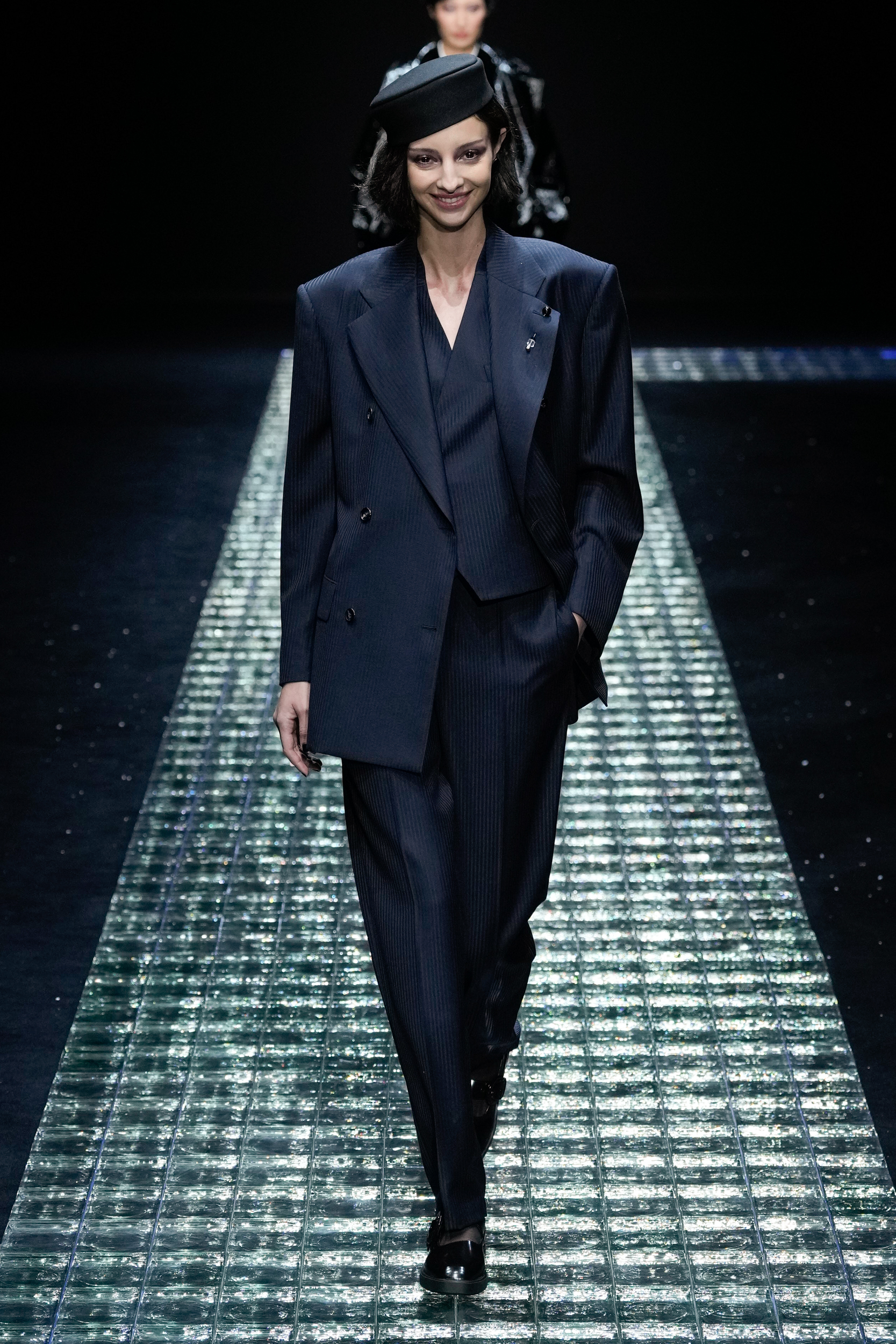 Look 18
