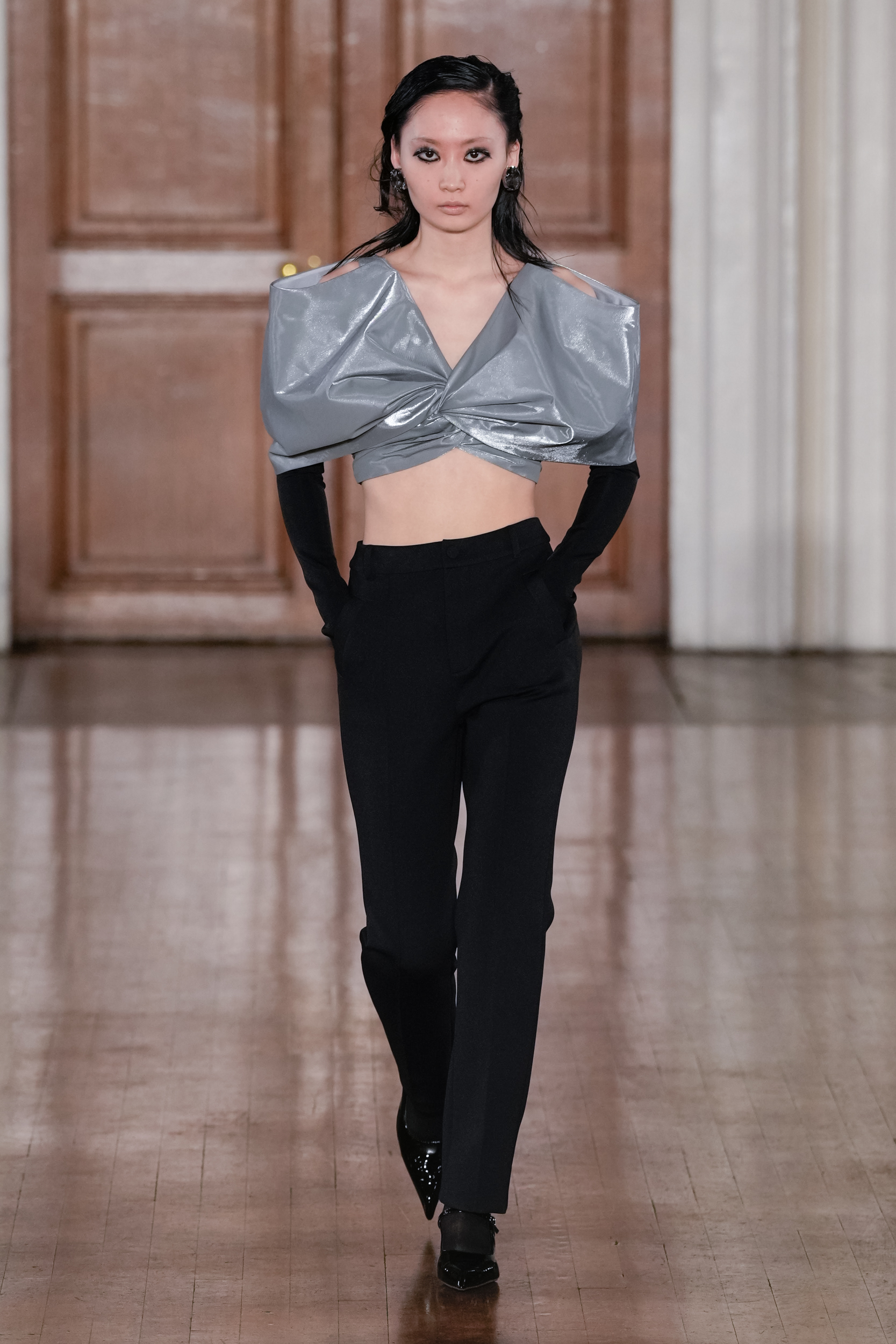 Look 18