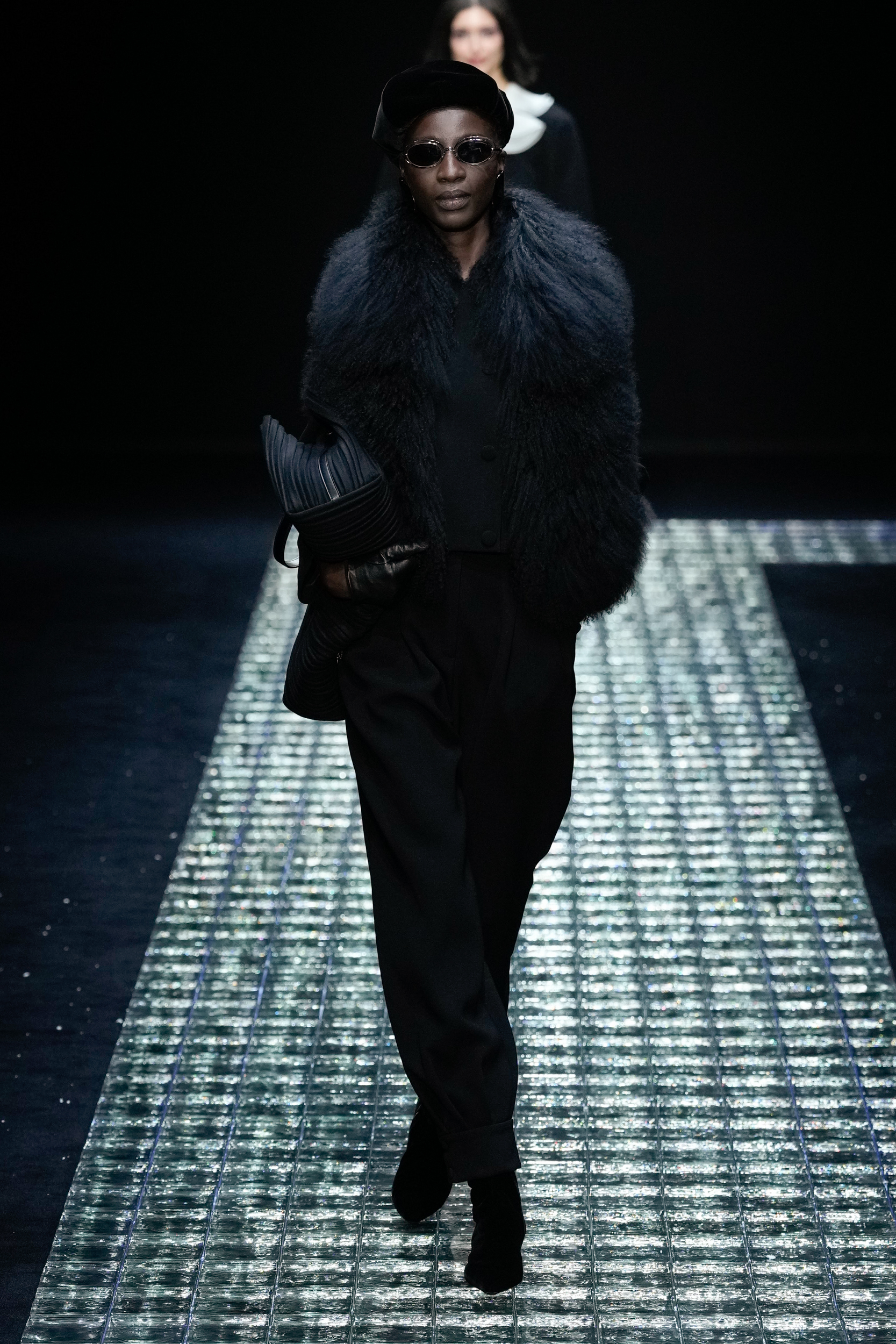 Look 24