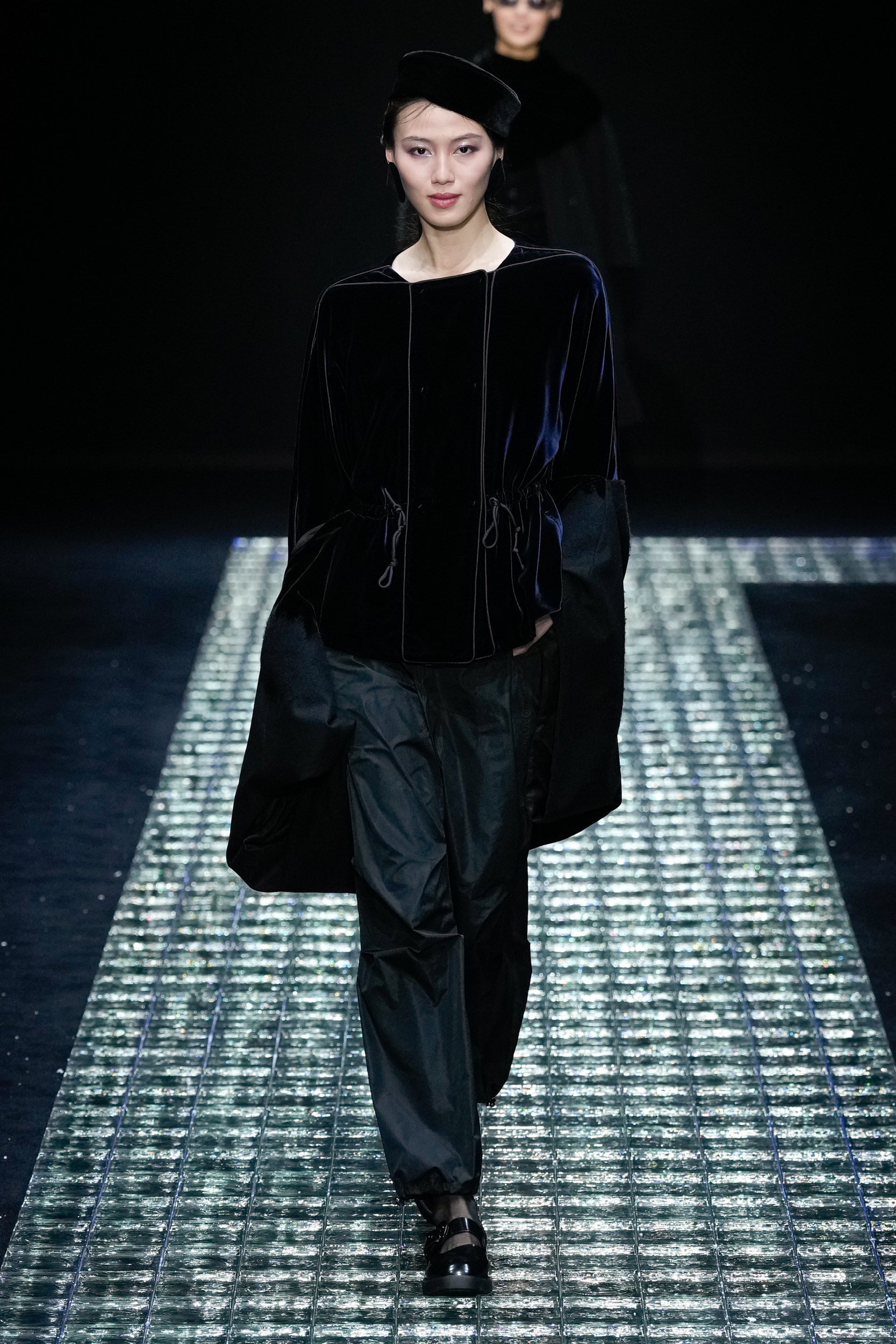 Look 27
