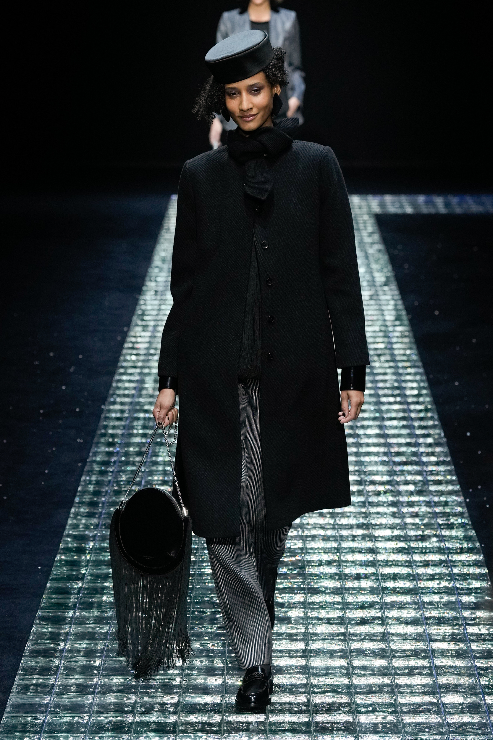 Look 30